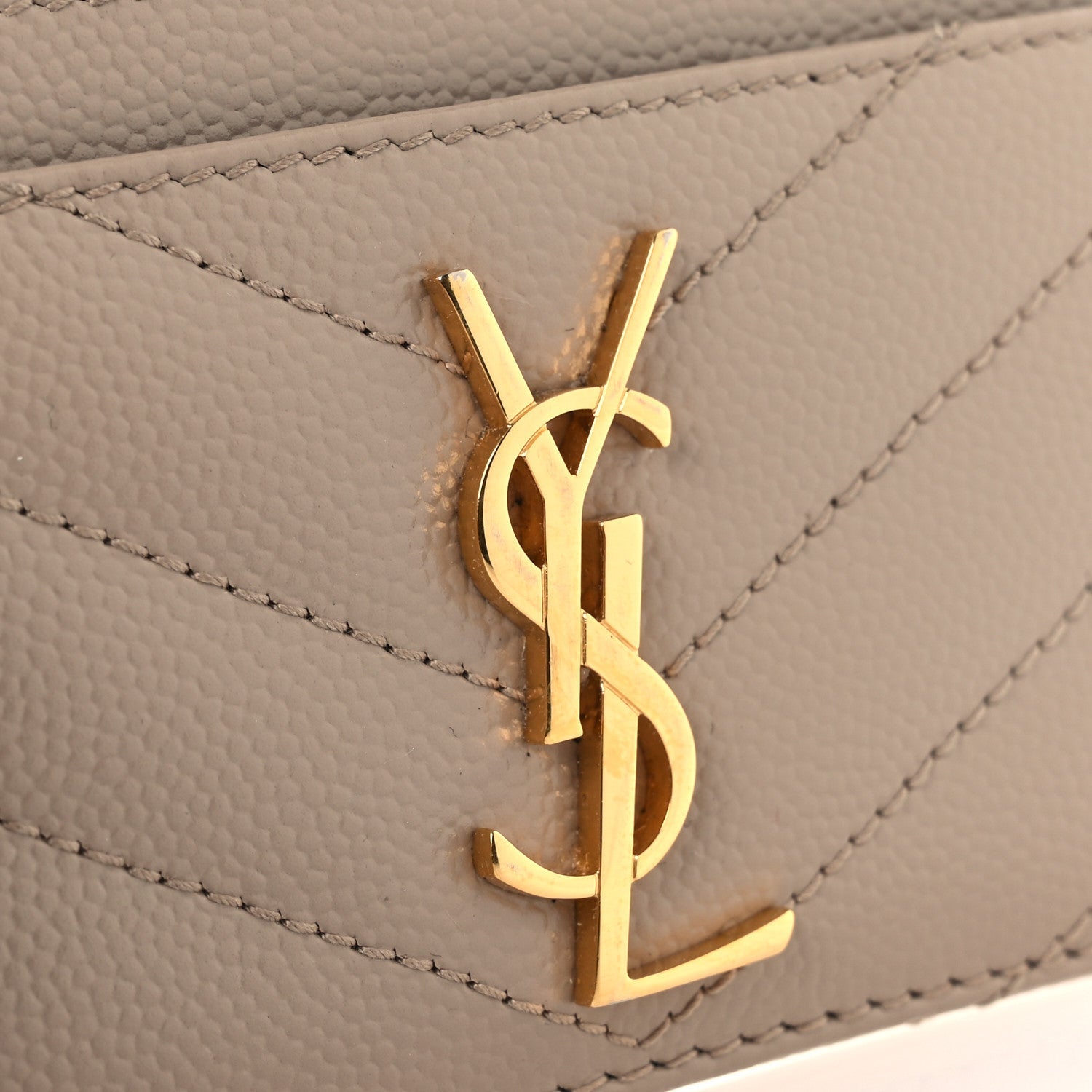 Grain De Poudre Matelasse Chevron Monogram Credit Card Case Dark Beige