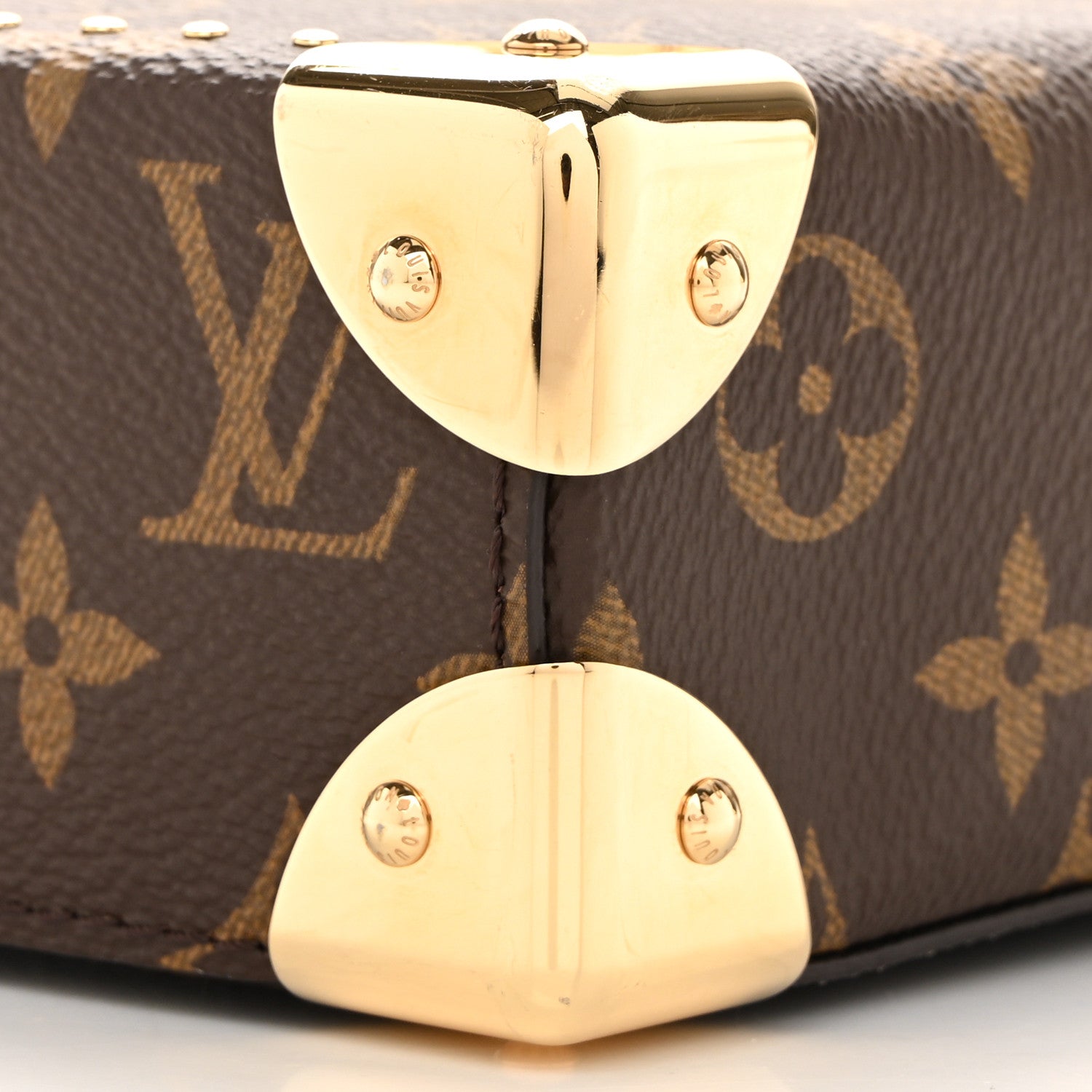 Reverse Monogram Camera Box NM