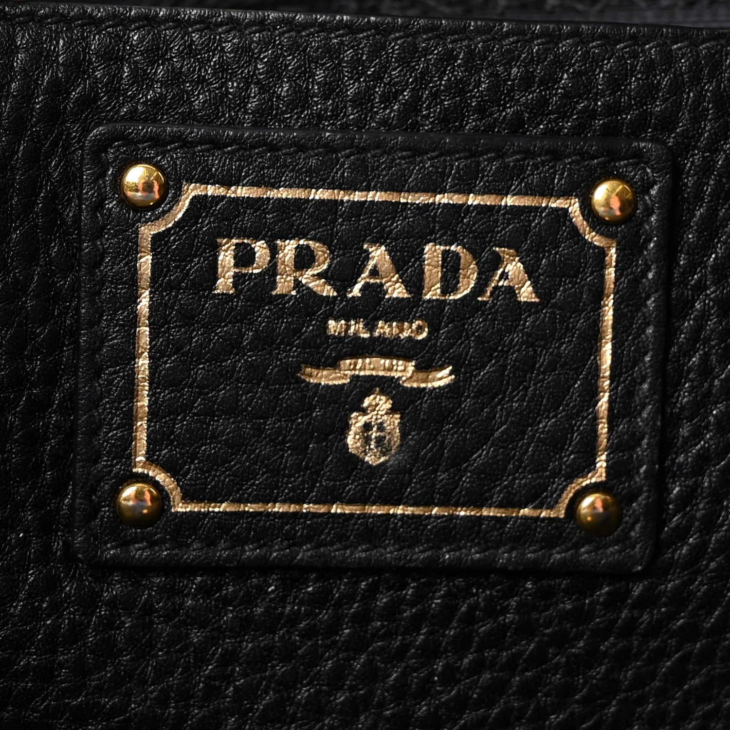 Vitello Daino Tote Black