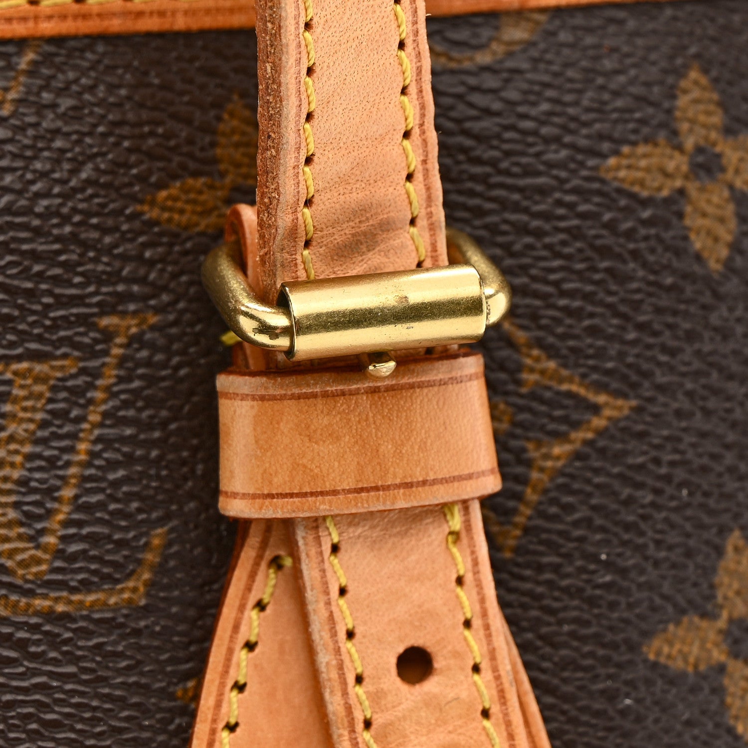 Monogram Petit Bucket 23