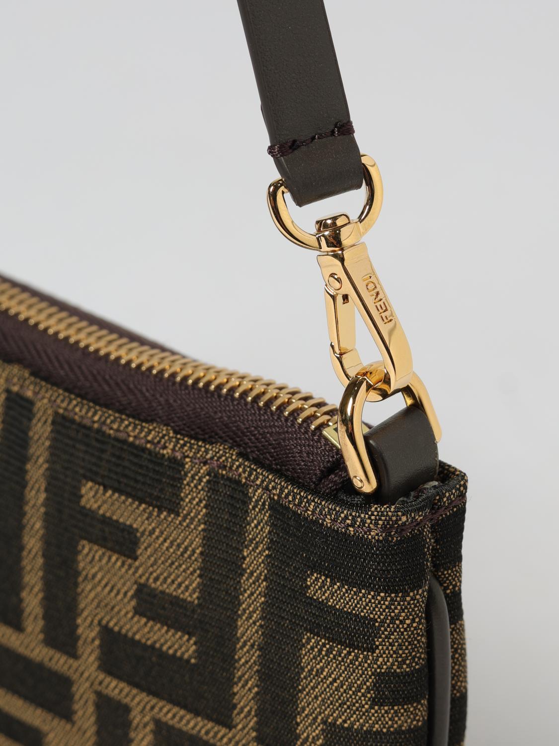 woman's shoulder bag