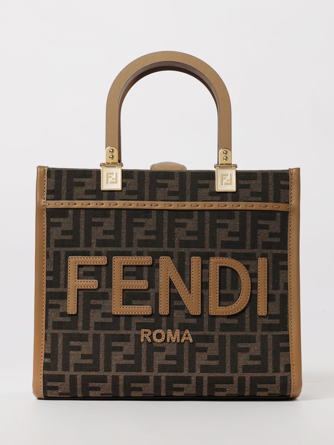 woman's tote bag