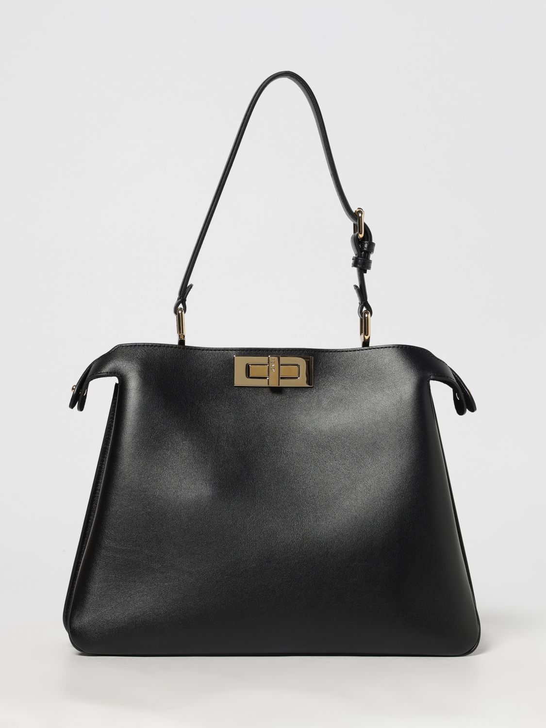 woman's shoulder bag