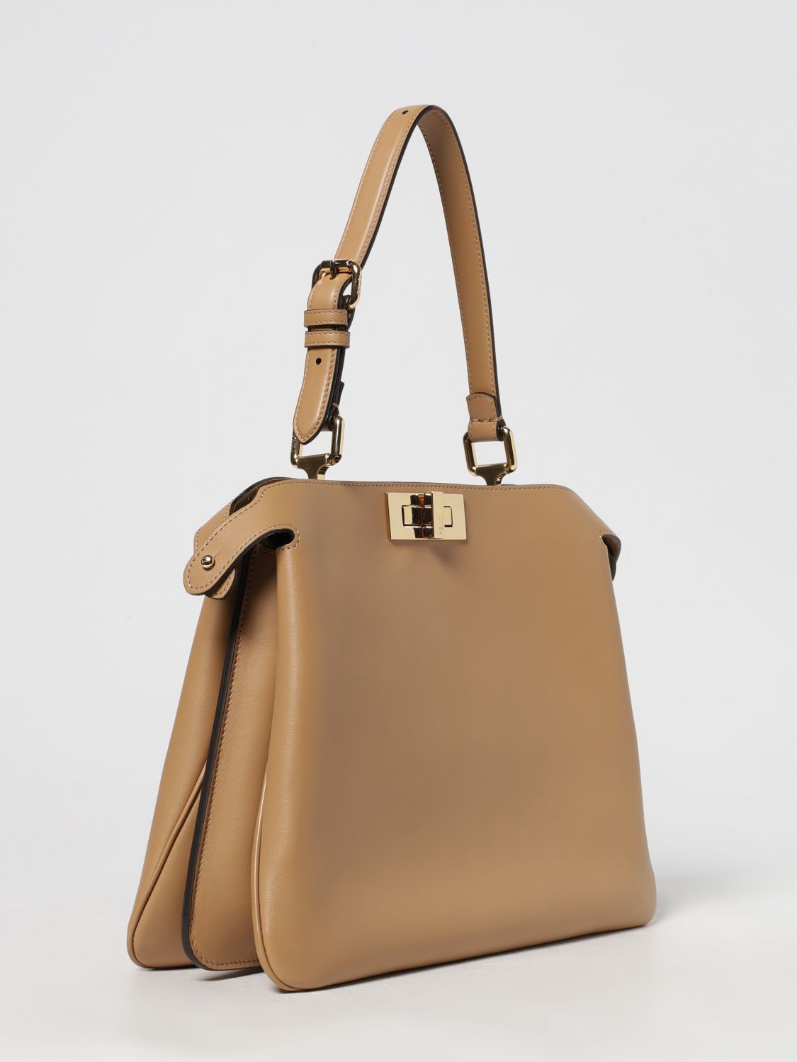 woman's shoulder bag