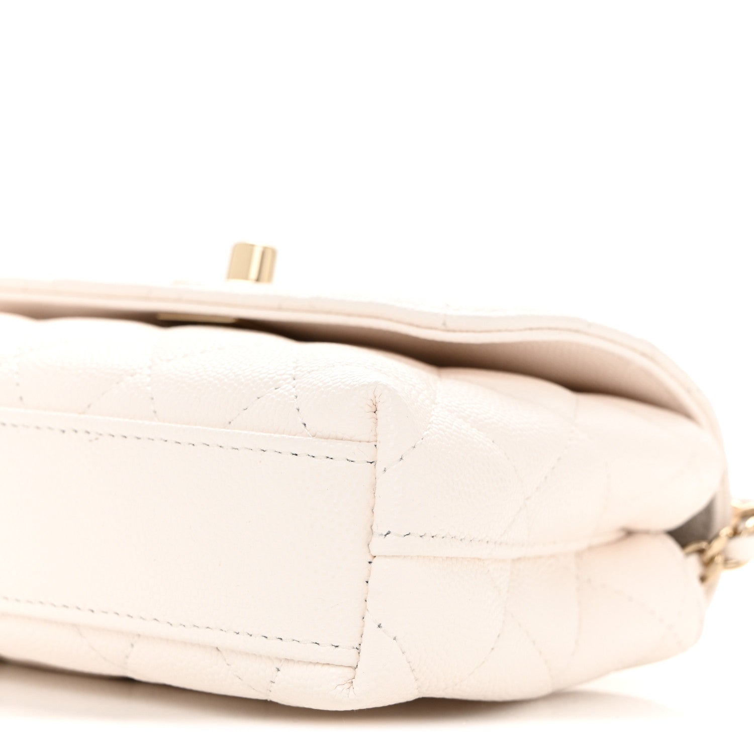 Caviar Quilted Coco Handle Clutch With Chain White