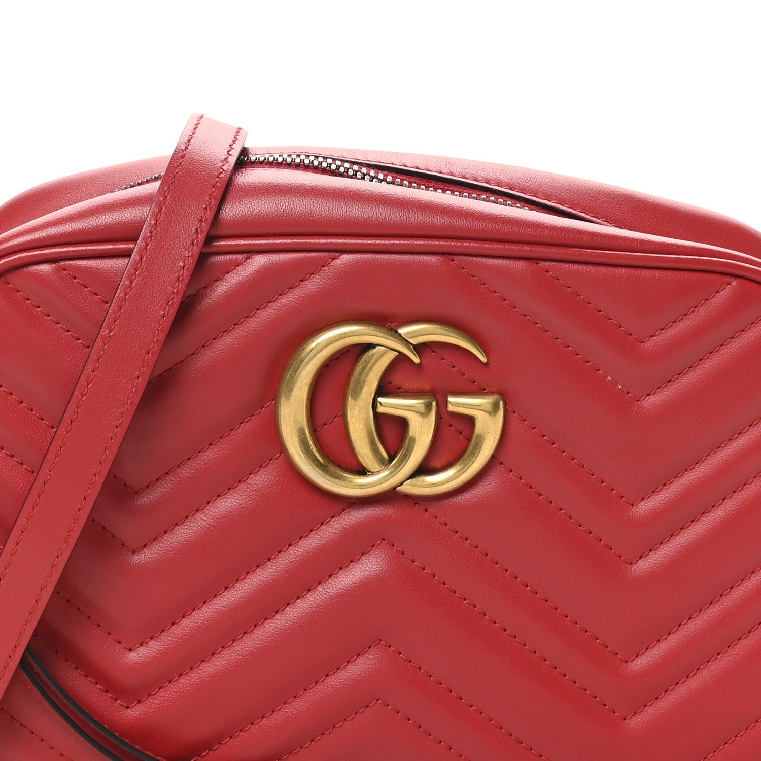 Calfskin Matelasse Small GG Marmont Chain Shoulder Bag Hibiscus Red