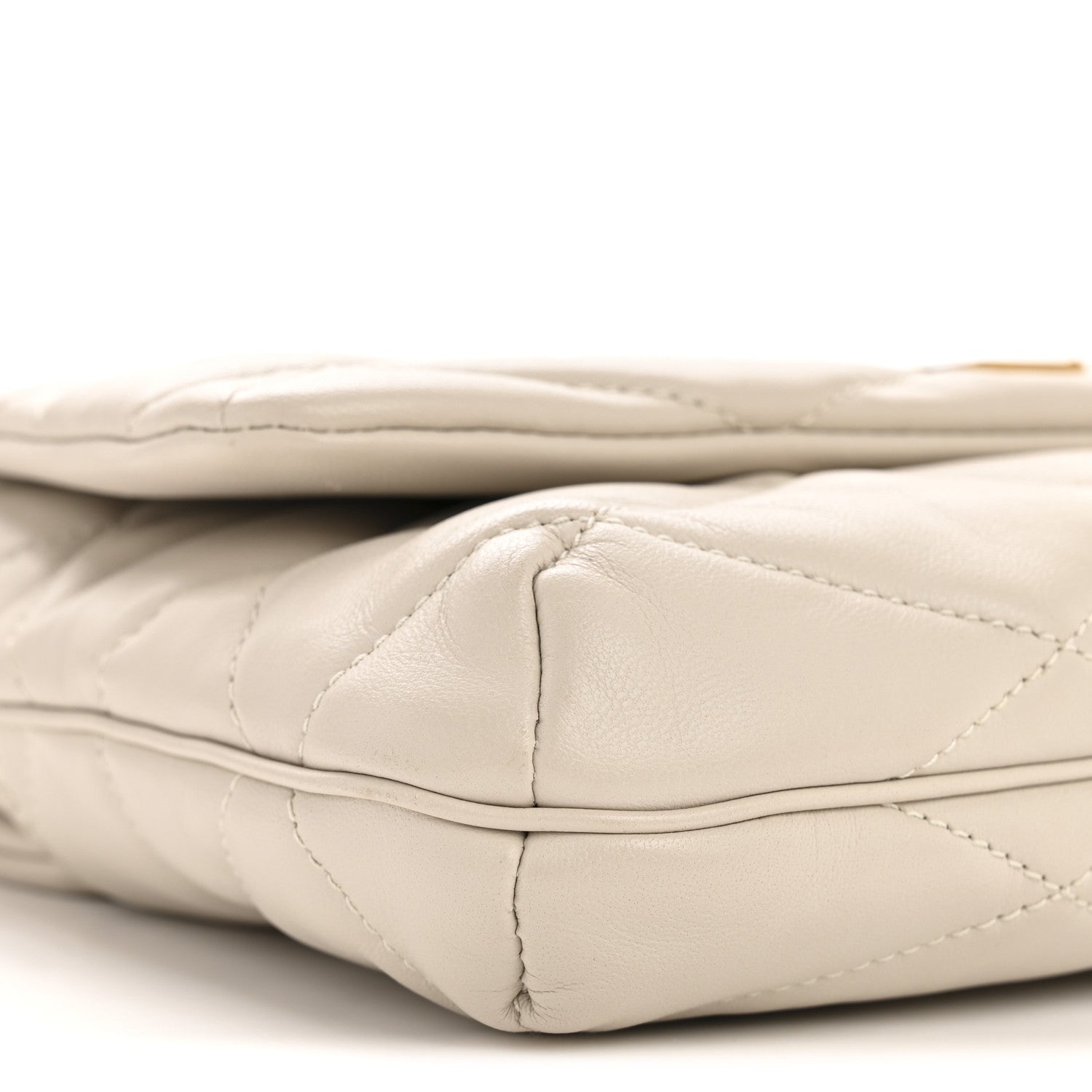 Lambskin Quilted Le 57 Diamond Shoulder Bag Crema Soft