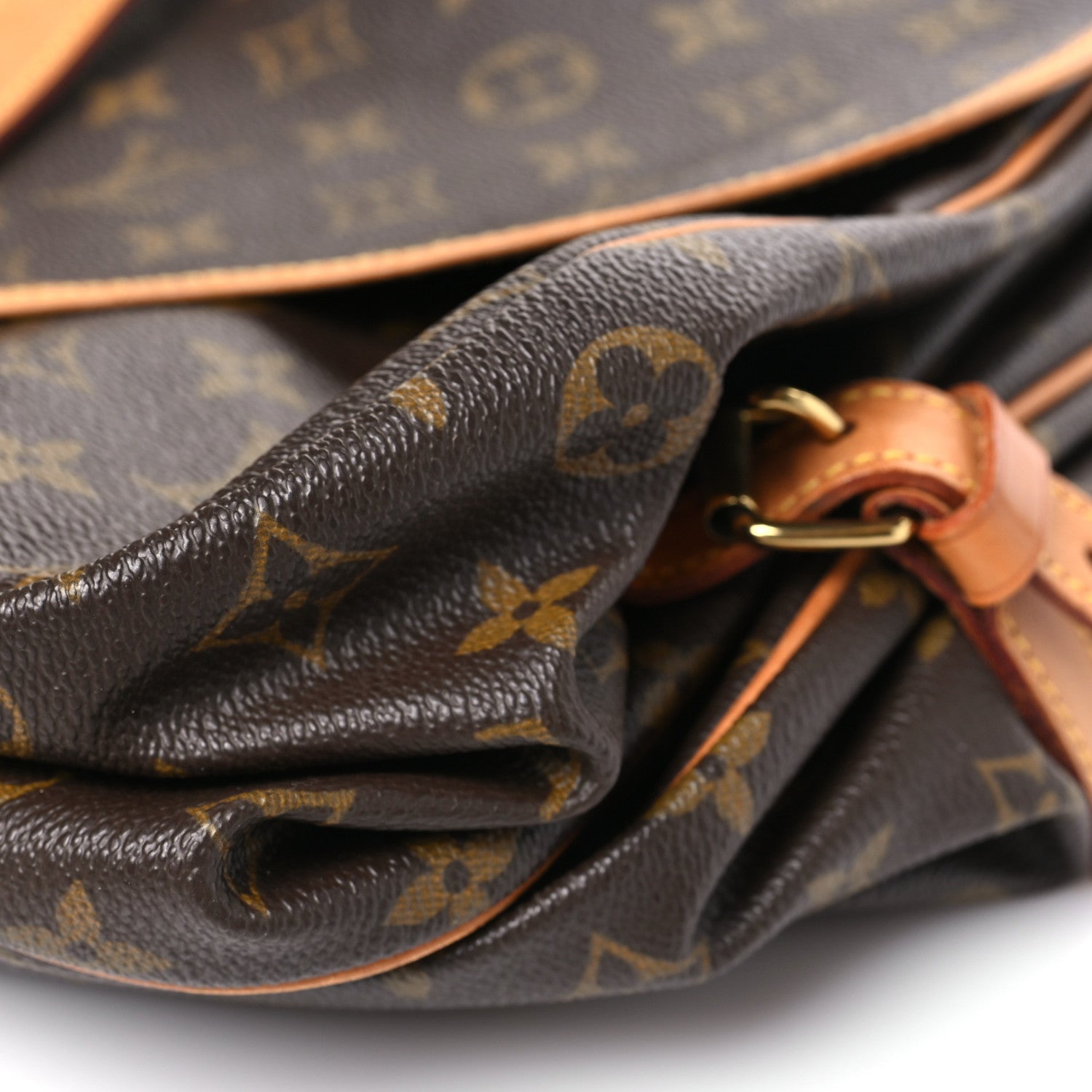 Monogram Saumur 35