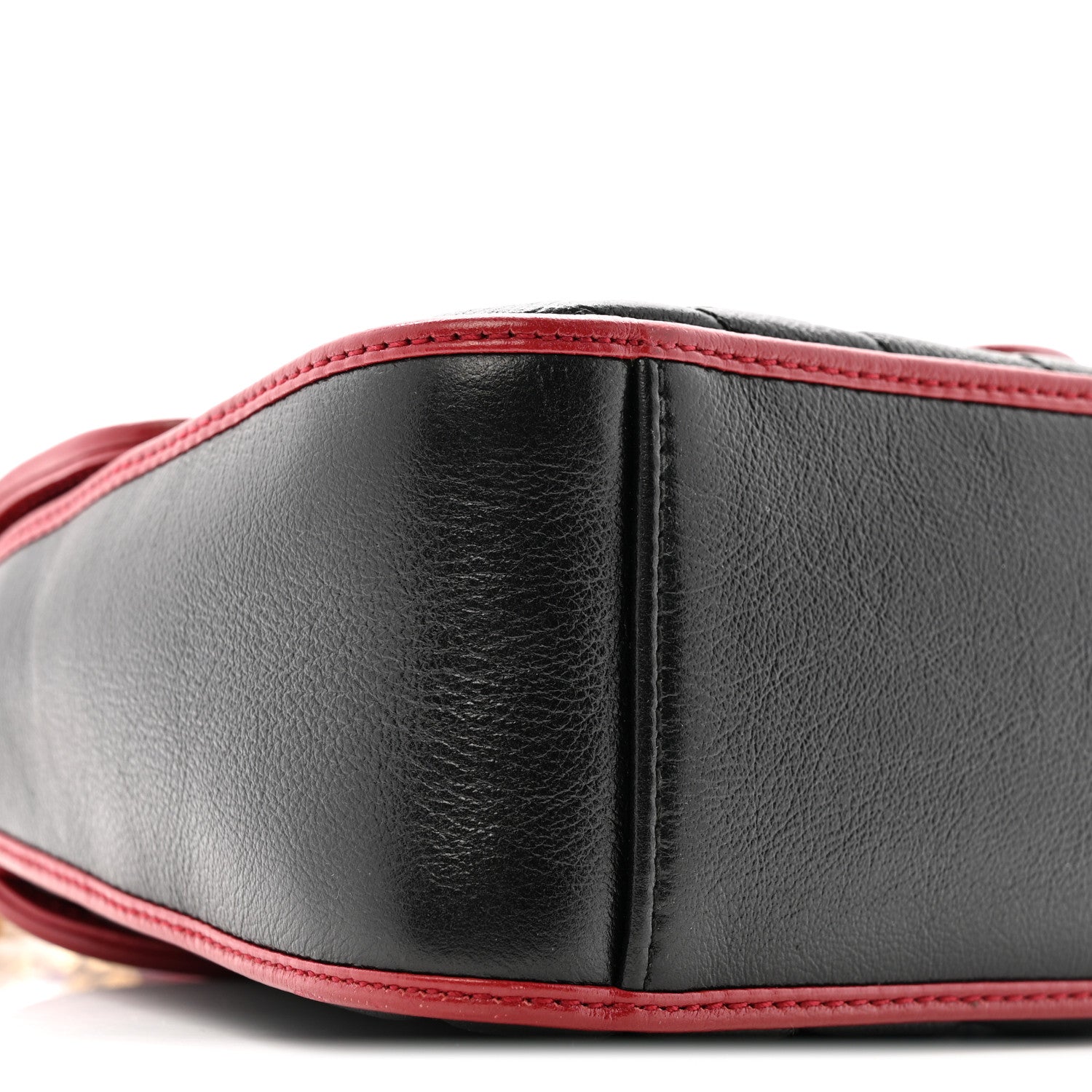 Vintage Effect Calfskin Matelasse Diagonal Mini Torchon GG Marmont Top Handle Shoulder Bag Black Romantic Cherry