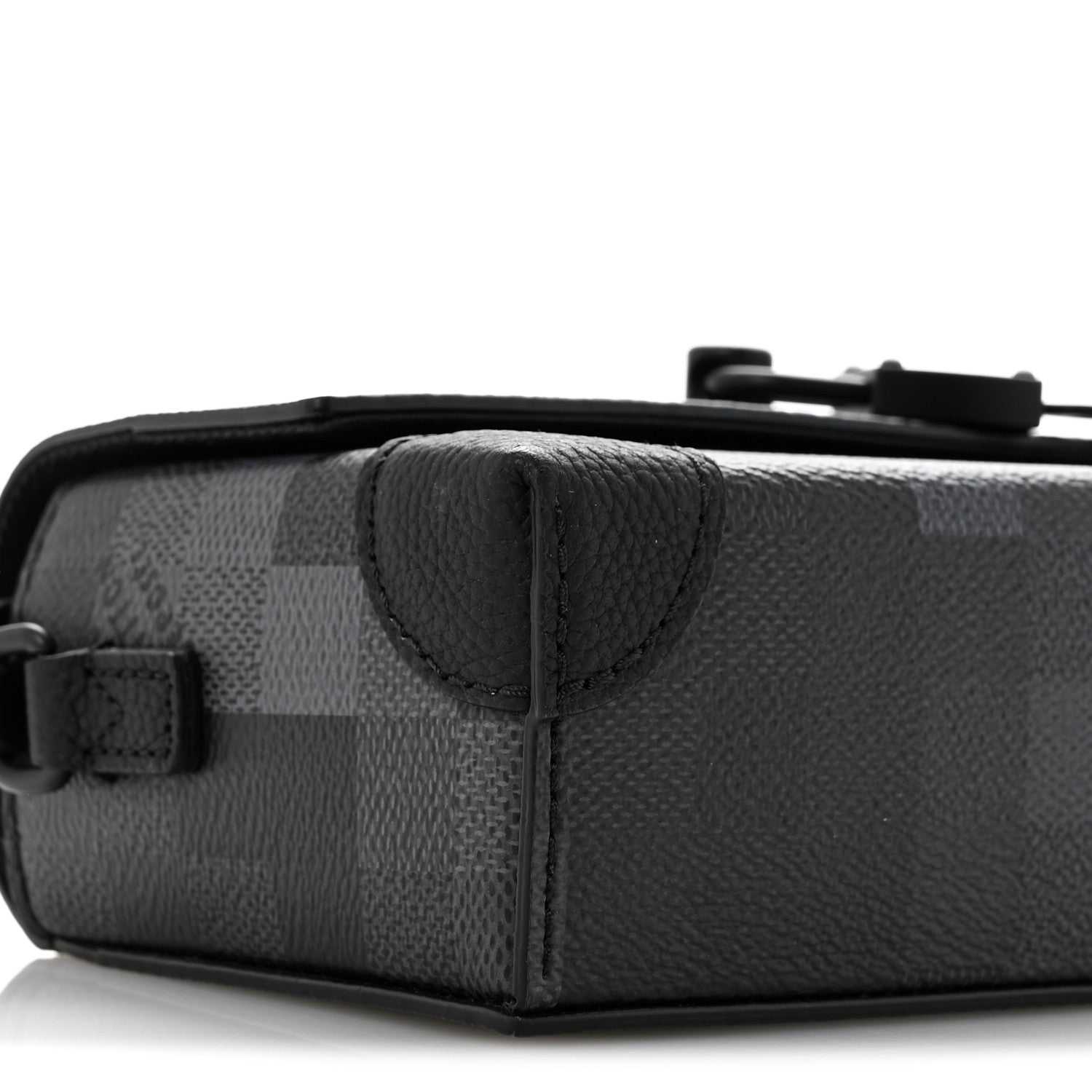 Damoflage Steamer Wearable Wallet Black