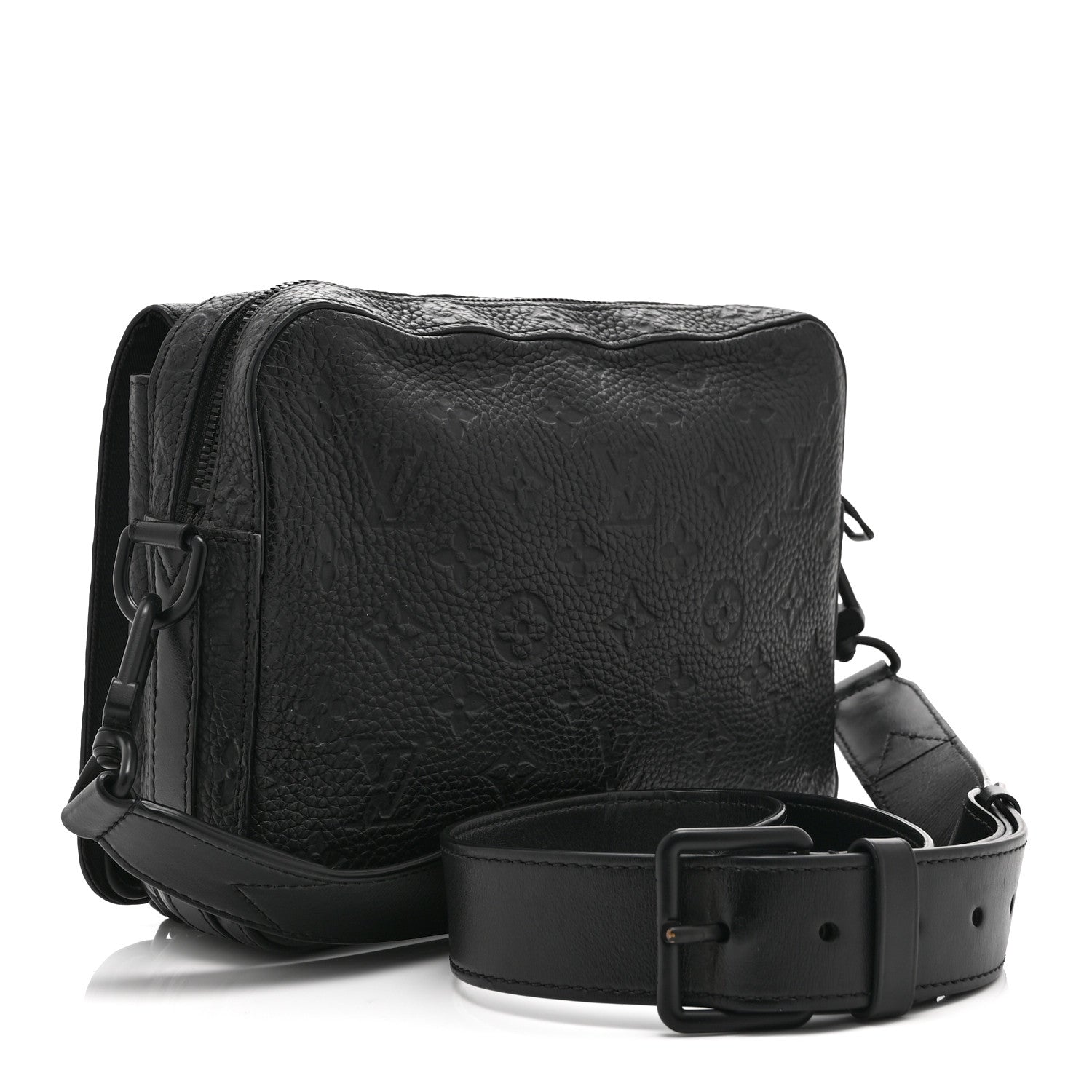 Taurillon Monogram Steamer Messenger Black