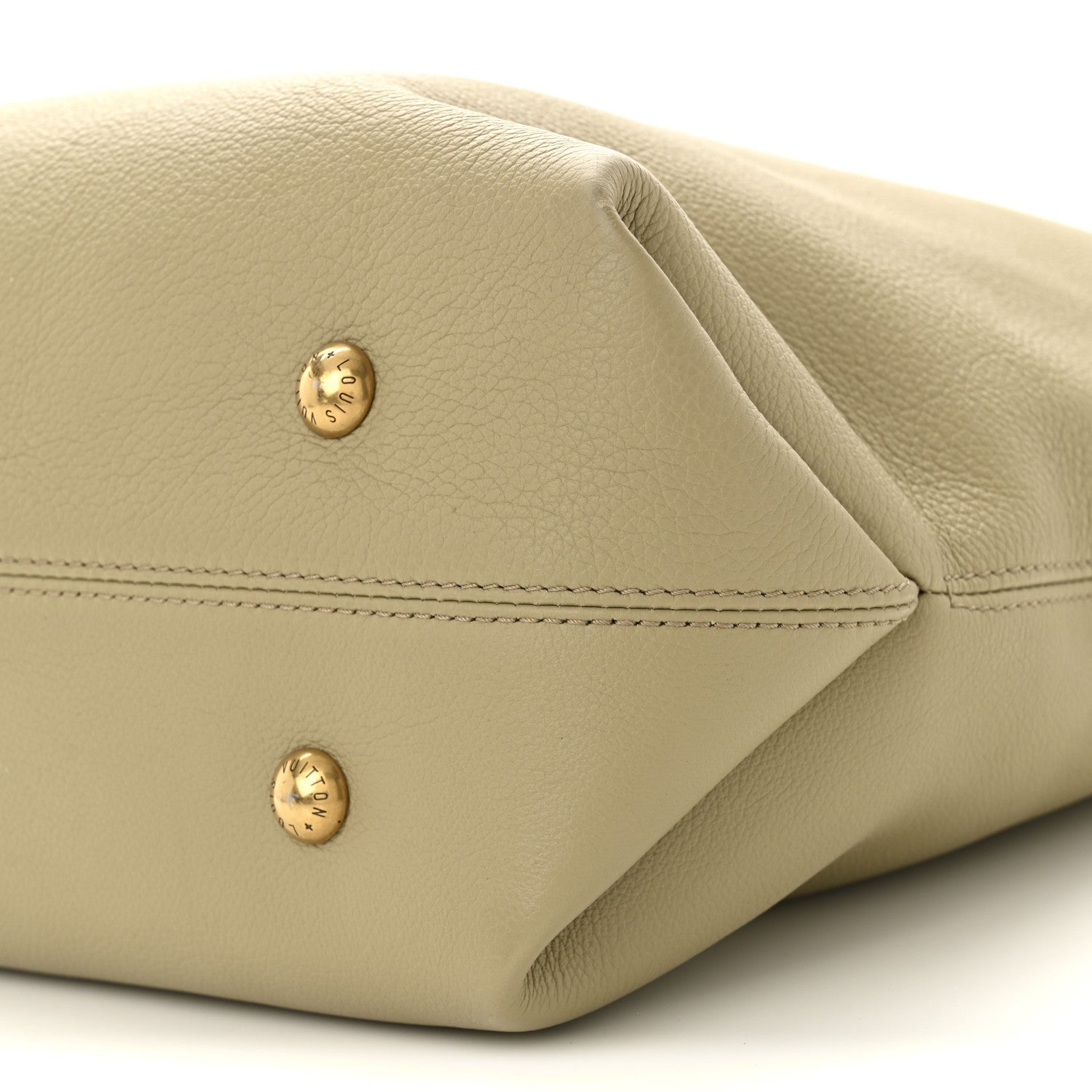 Grained Calfskin Low Key Cabas MM Clay