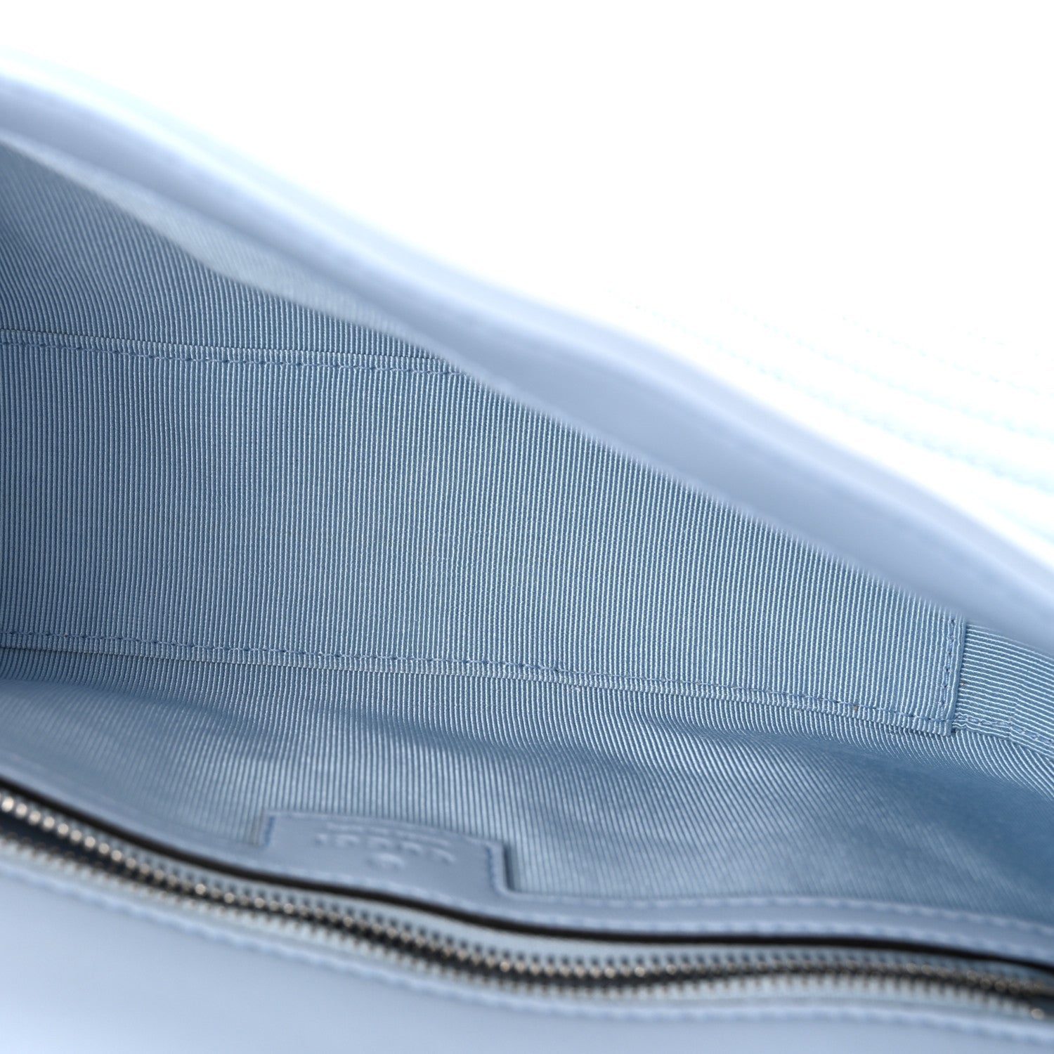 Calfskin Matelasse Medium GG Marmont Shoulder Bag Light Blue