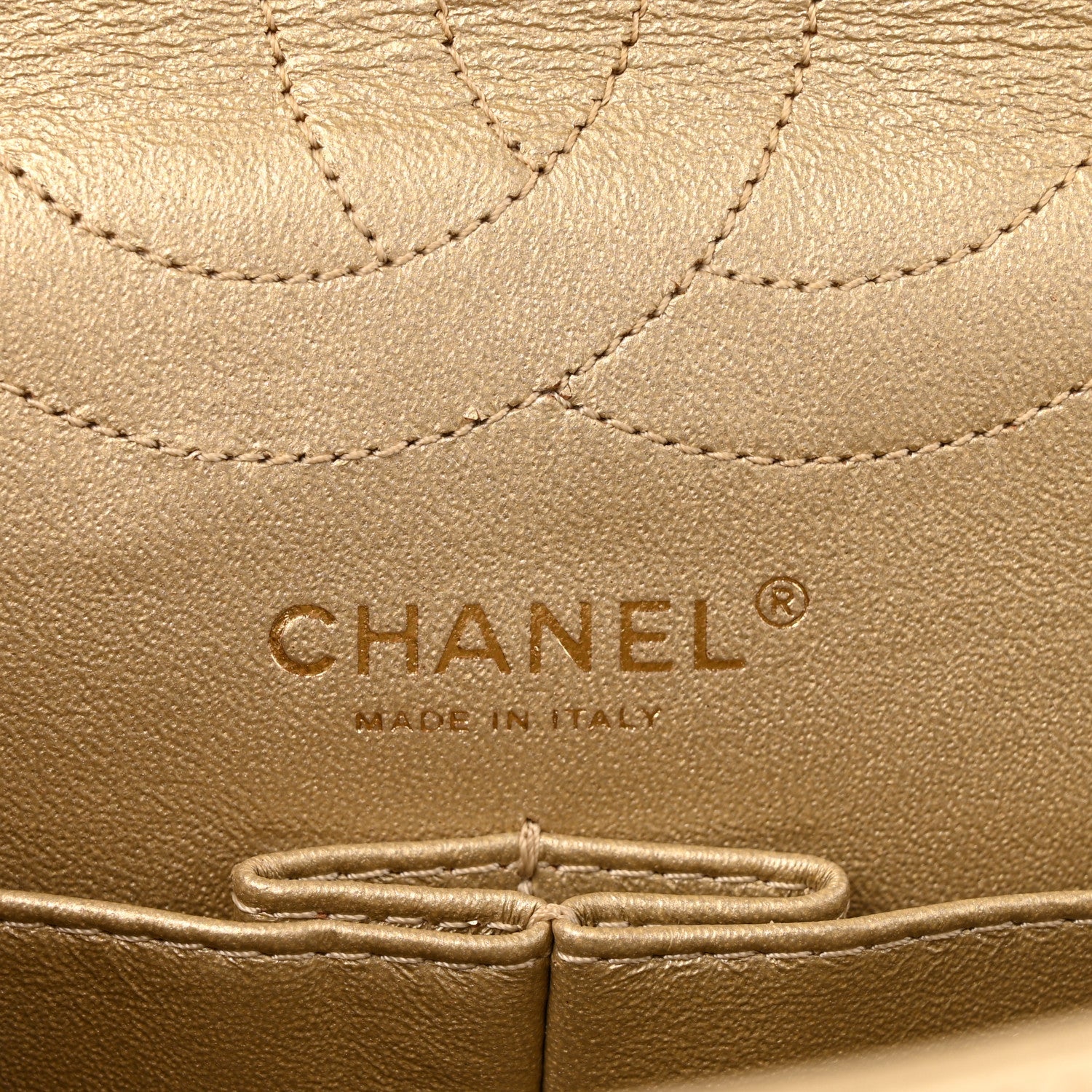 Metallic Aged Calfskin Quilted 2.55 Reissue 226 Flap Pale Gold