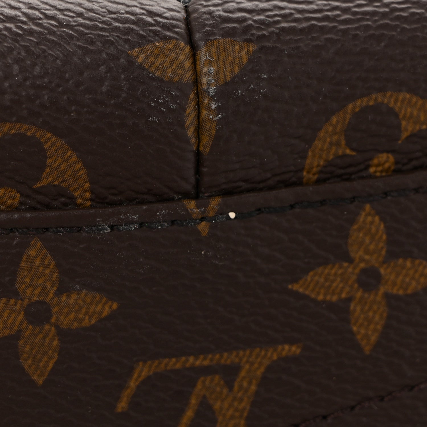 Monogram V Tote BB Black