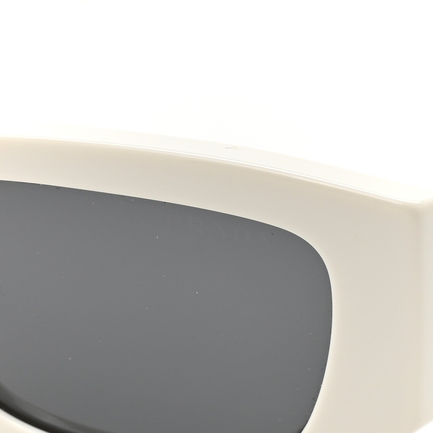 Acetate Pillow Sunglasses SPR A01 White