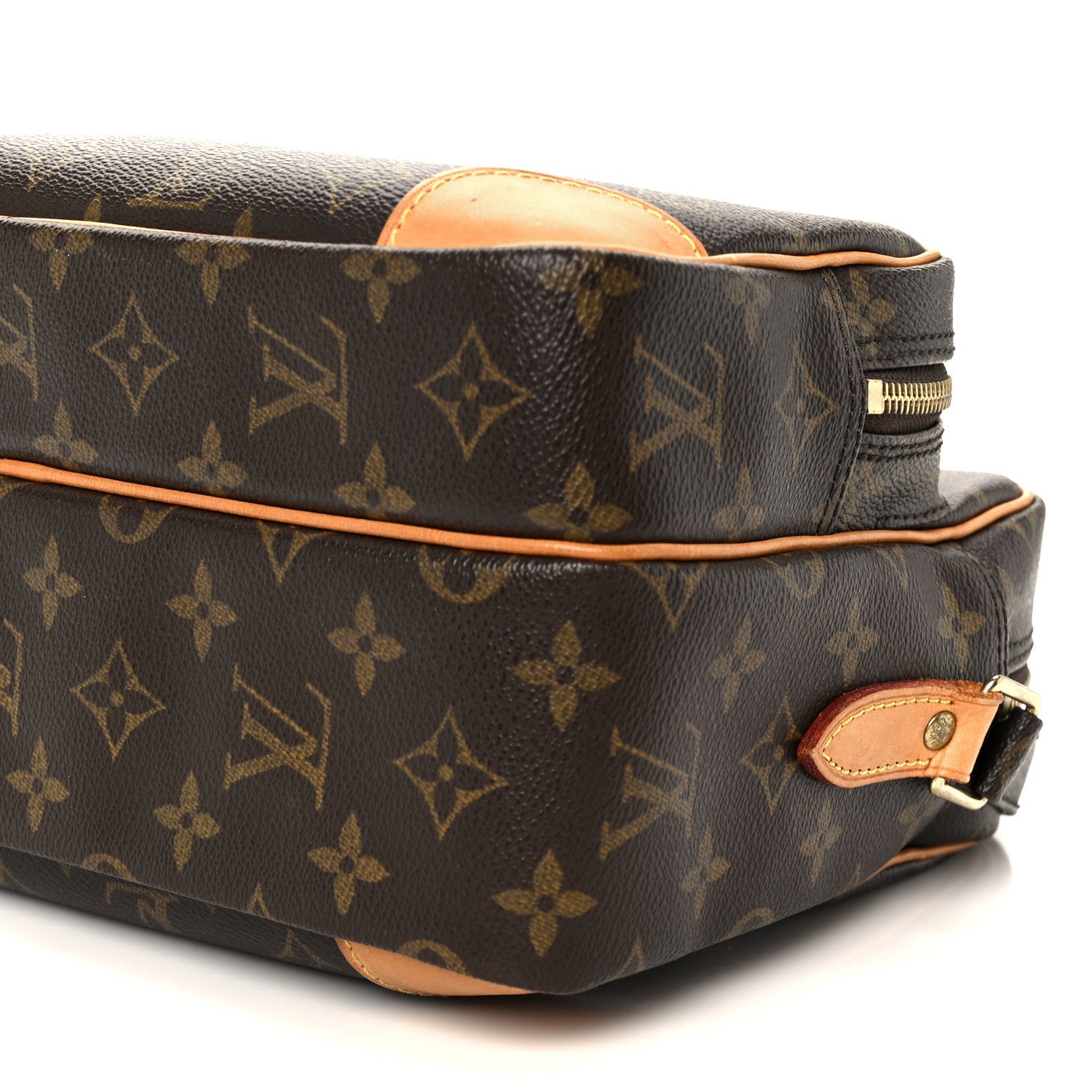 Monogram Nil 28