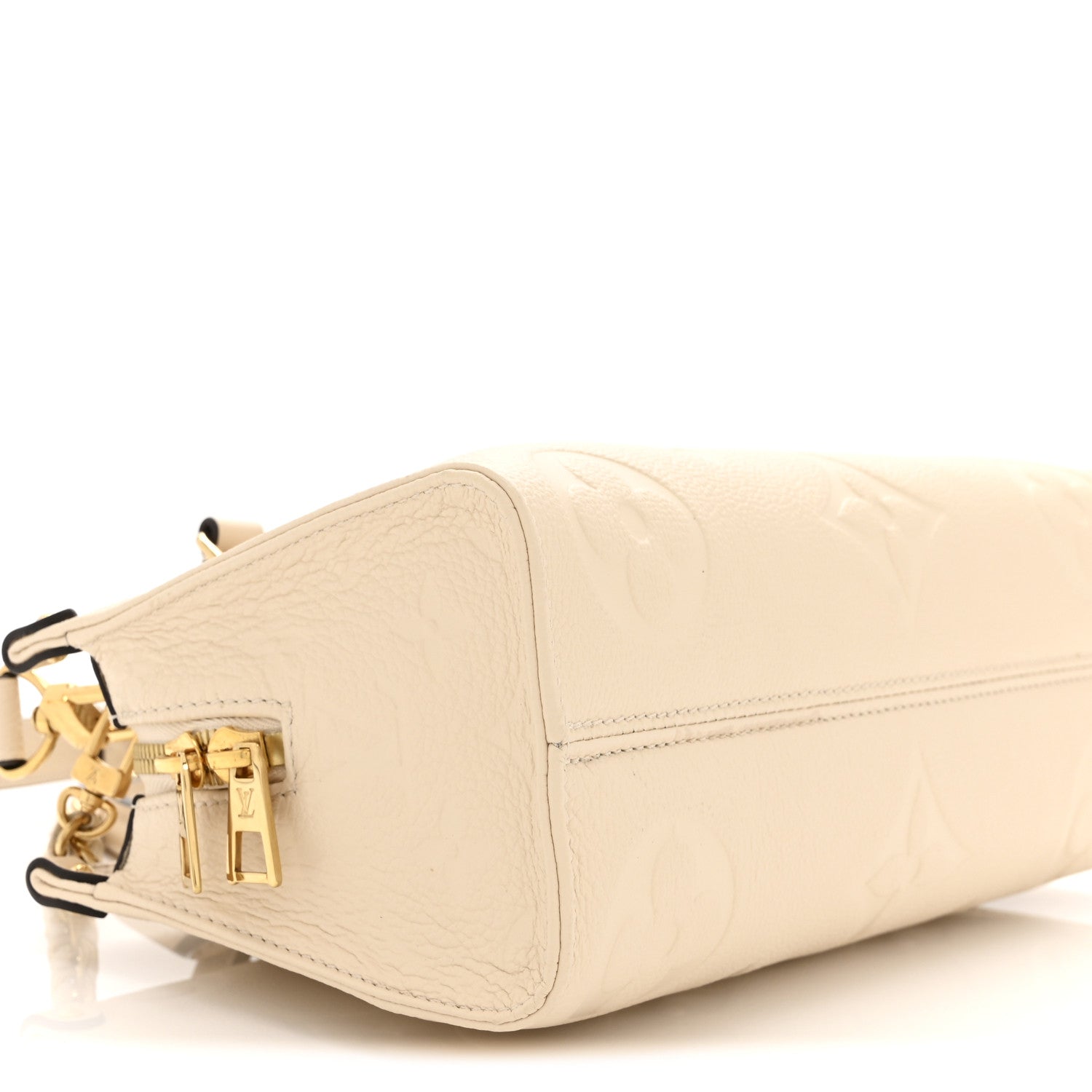 Empreinte Monogram Giant OnTheGo East West Creme