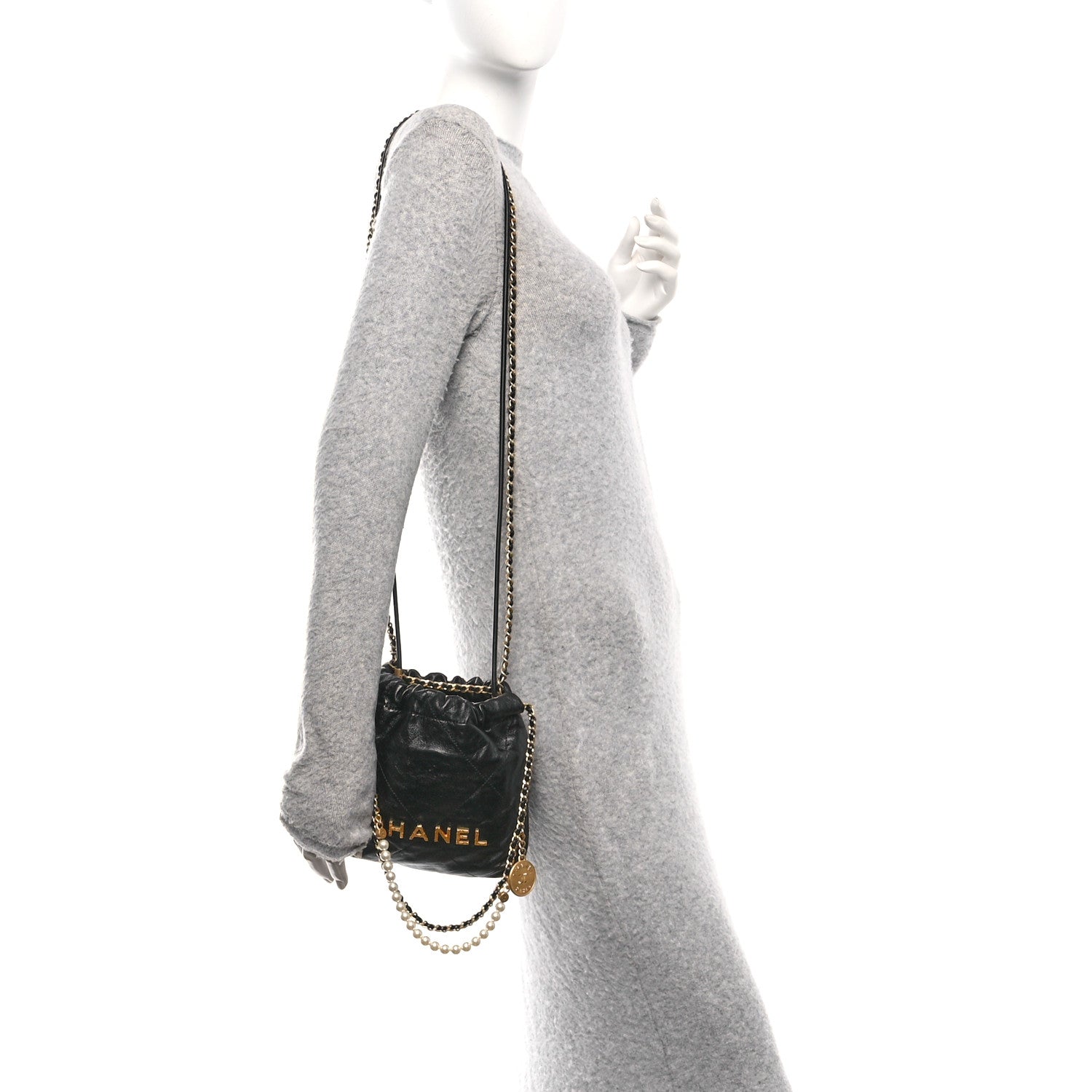 Shiny Crumpled Calfskin Quilted Pearl Mini Chanel 22 Black