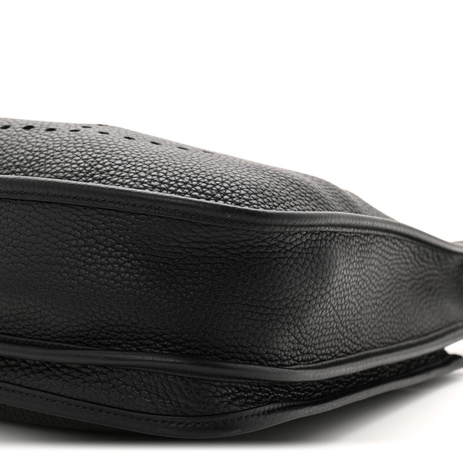 Taurillon Clemence Evelyne III PM Black