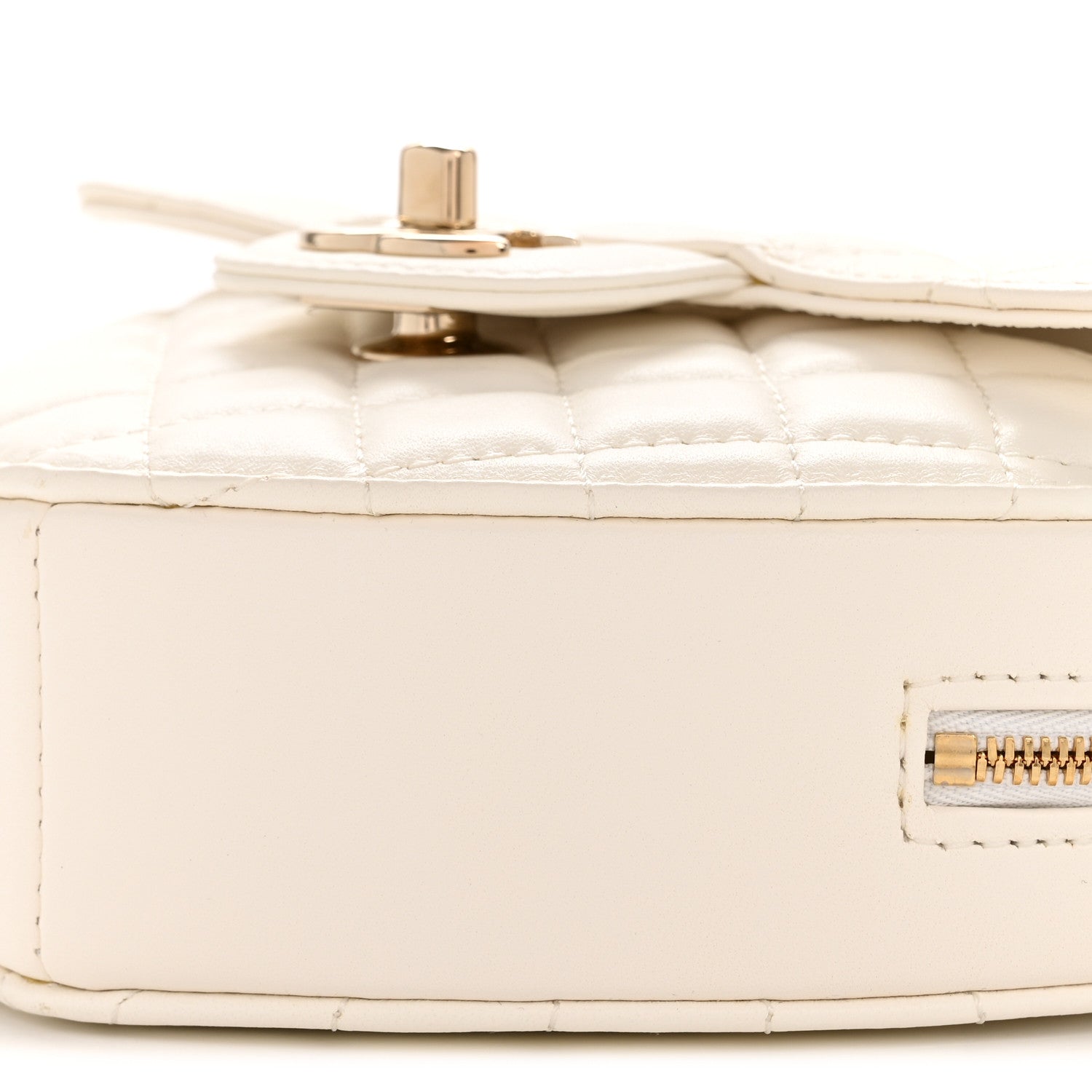 Lambskin Quilted CC In Love Heart Bag White