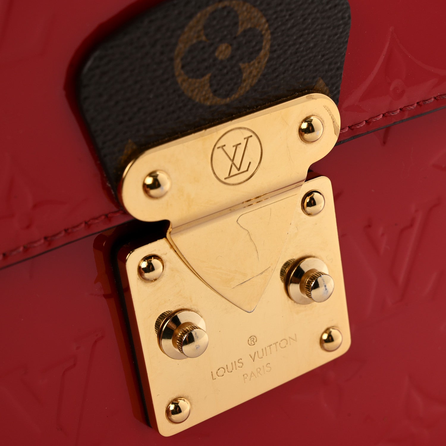 Vernis Epi Monogram Spring Street Scarlet
