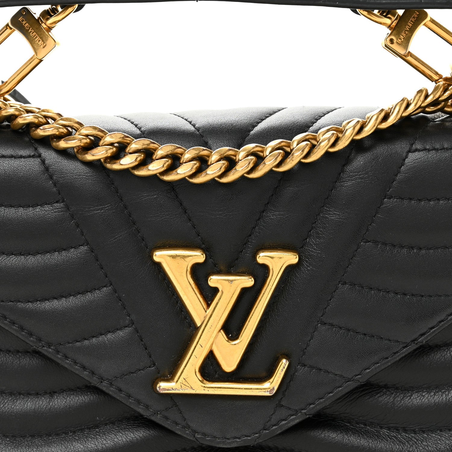 Calfskin New Wave Chain MM Black