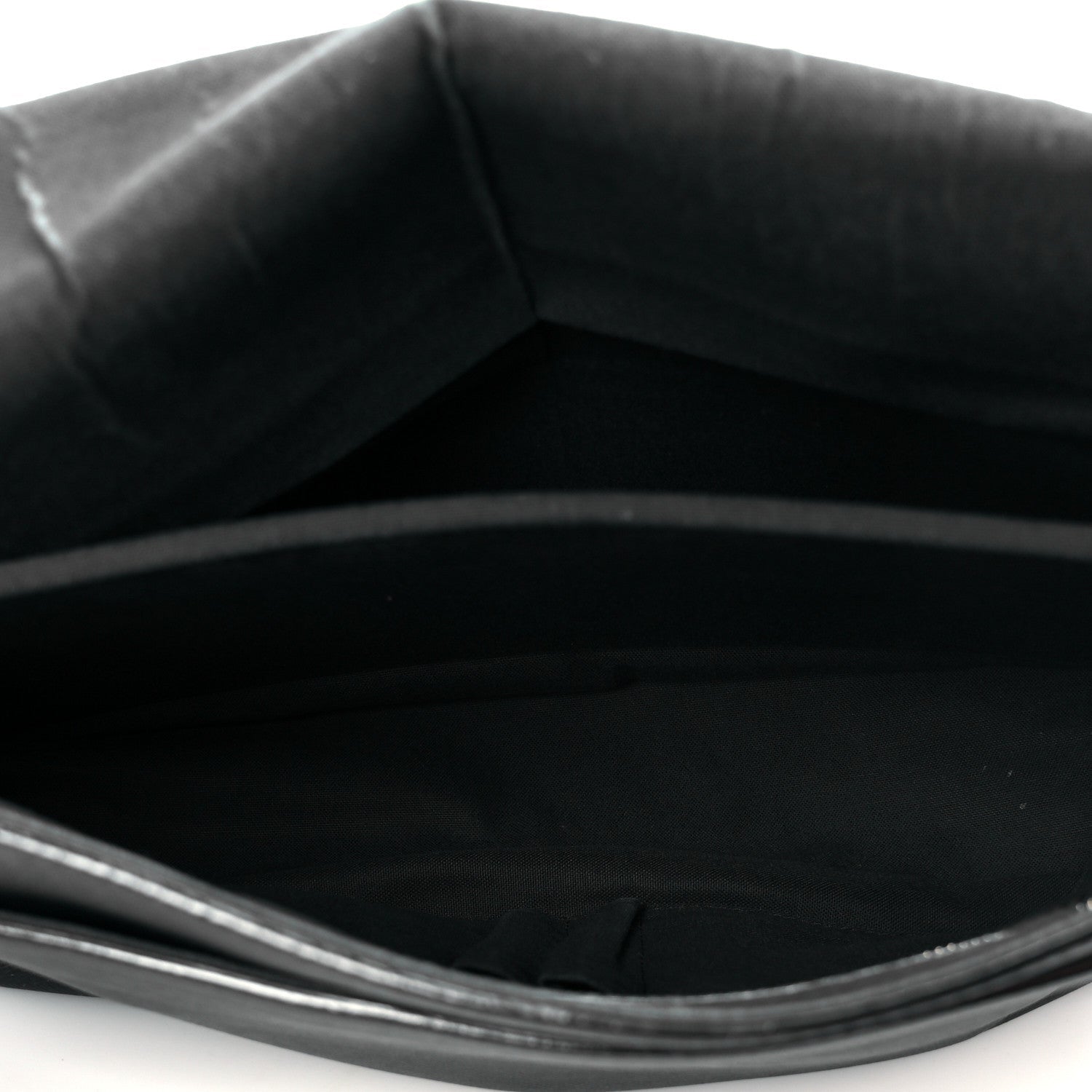 Taiga Roman MM Messenger Black