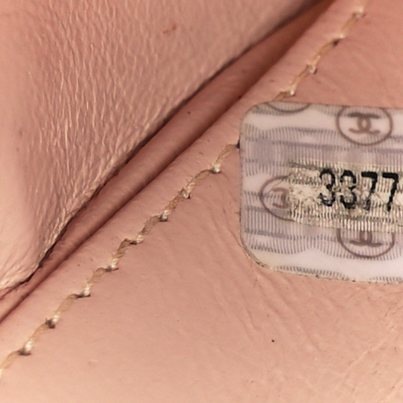 Patent CC Heart Vanity Case Beige
