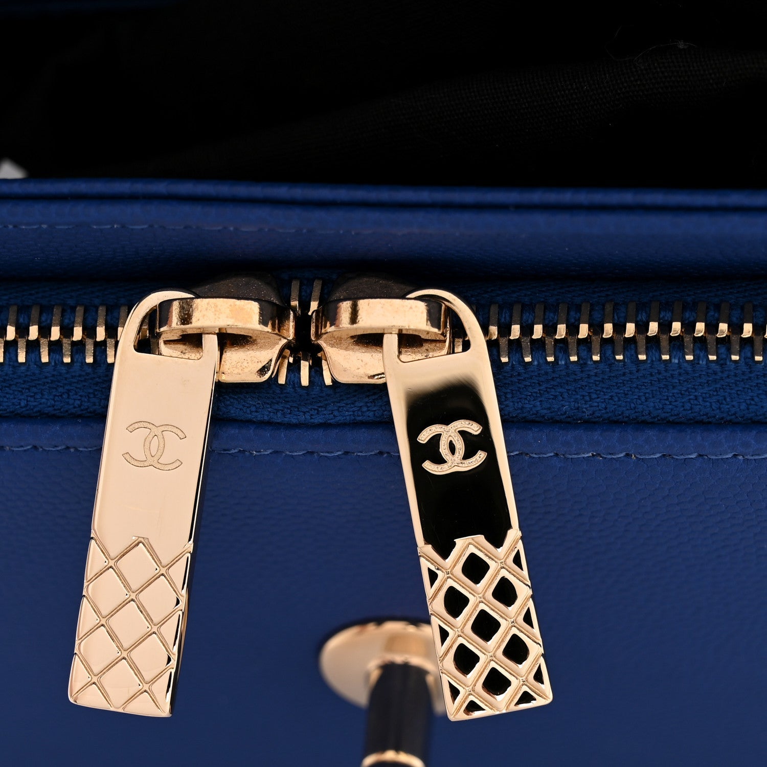 Caviar Quilted Small Business Affinity Flap Dark Blue