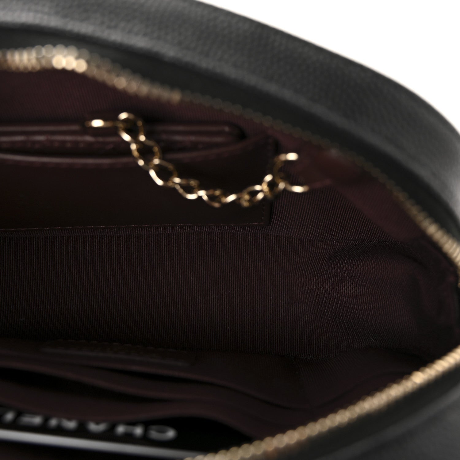 Caviar Quilted Vanity With Chain Black