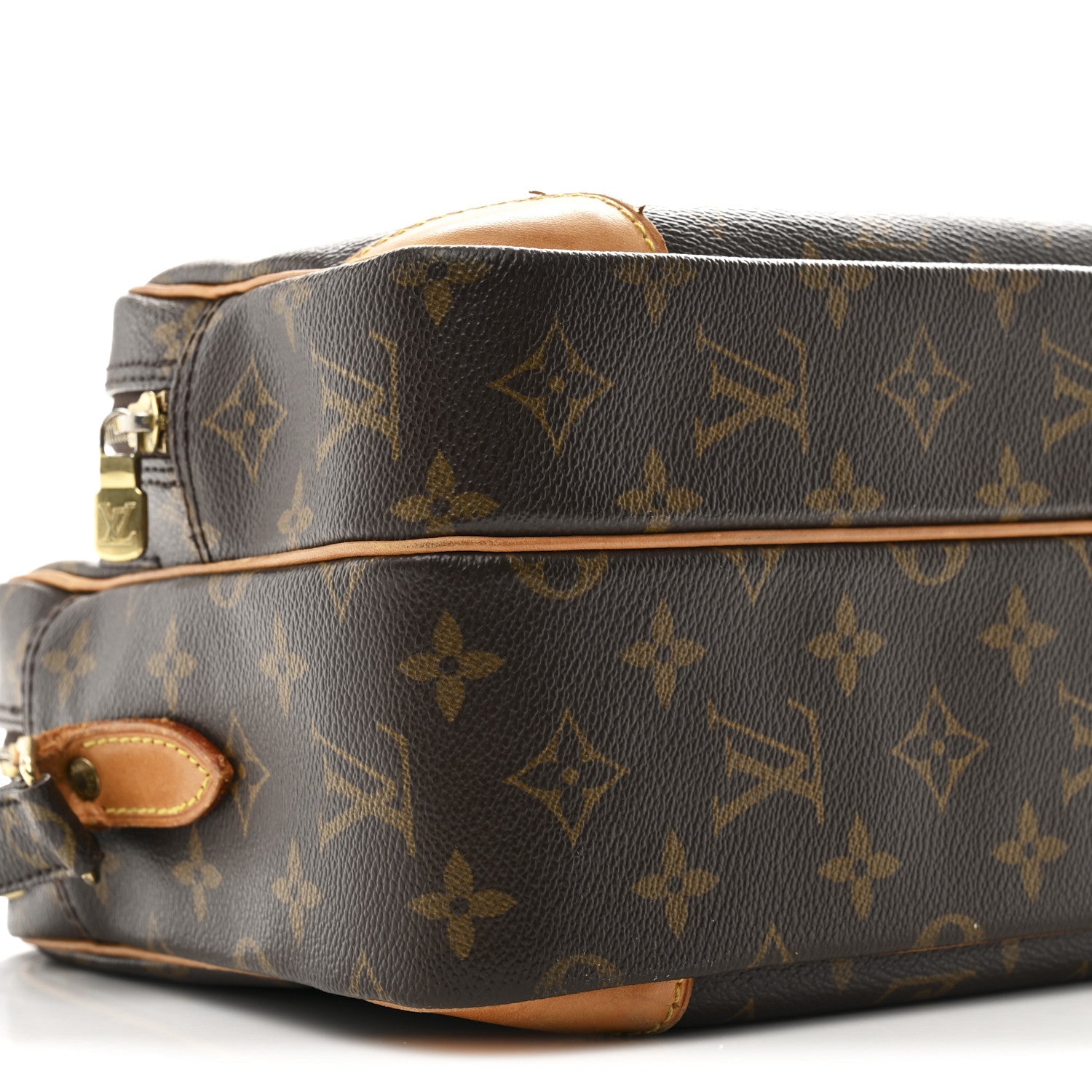 Monogram Nil 28
