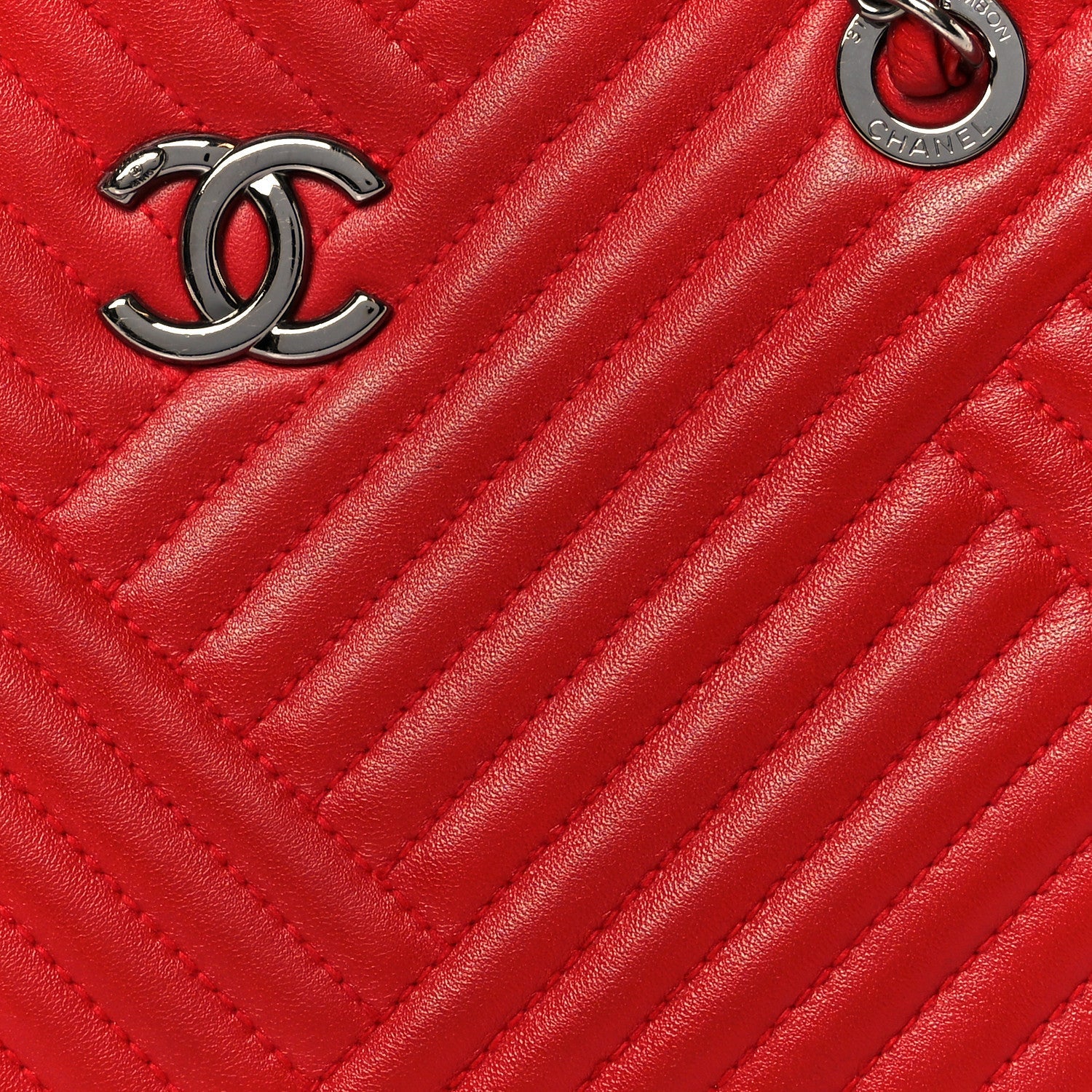Lambskin Quilted CC Crossing Shopping Tote Red