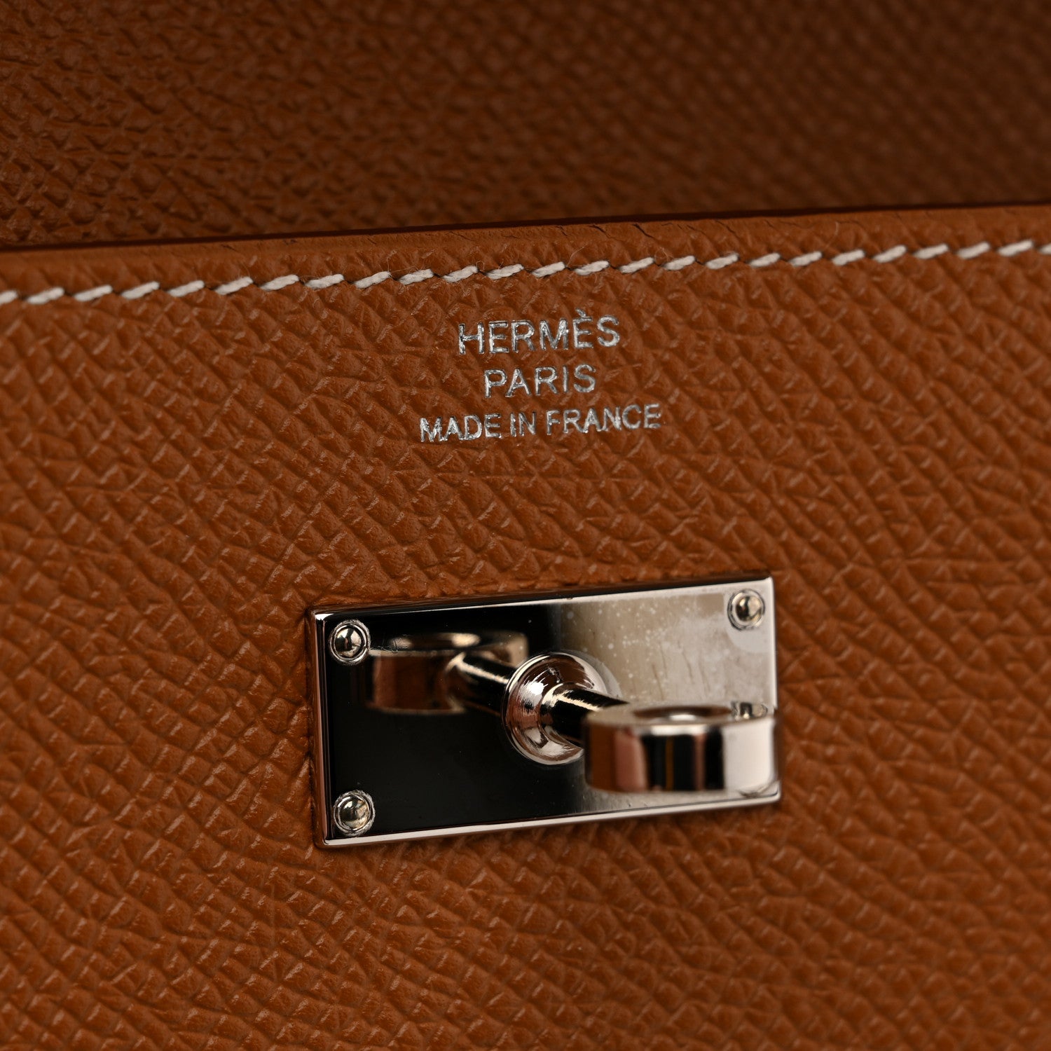 Epsom Kelly Longue Wallet Gold