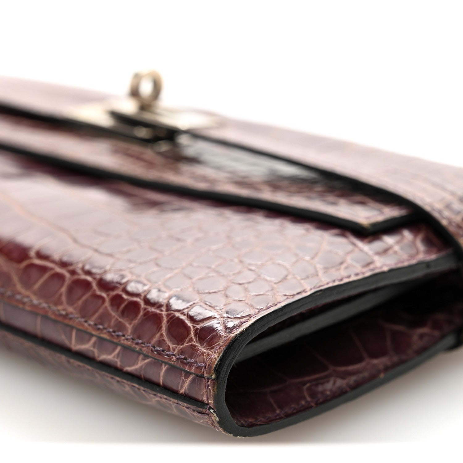 Shiny Alligator Kelly Longue Wallet Amethyst