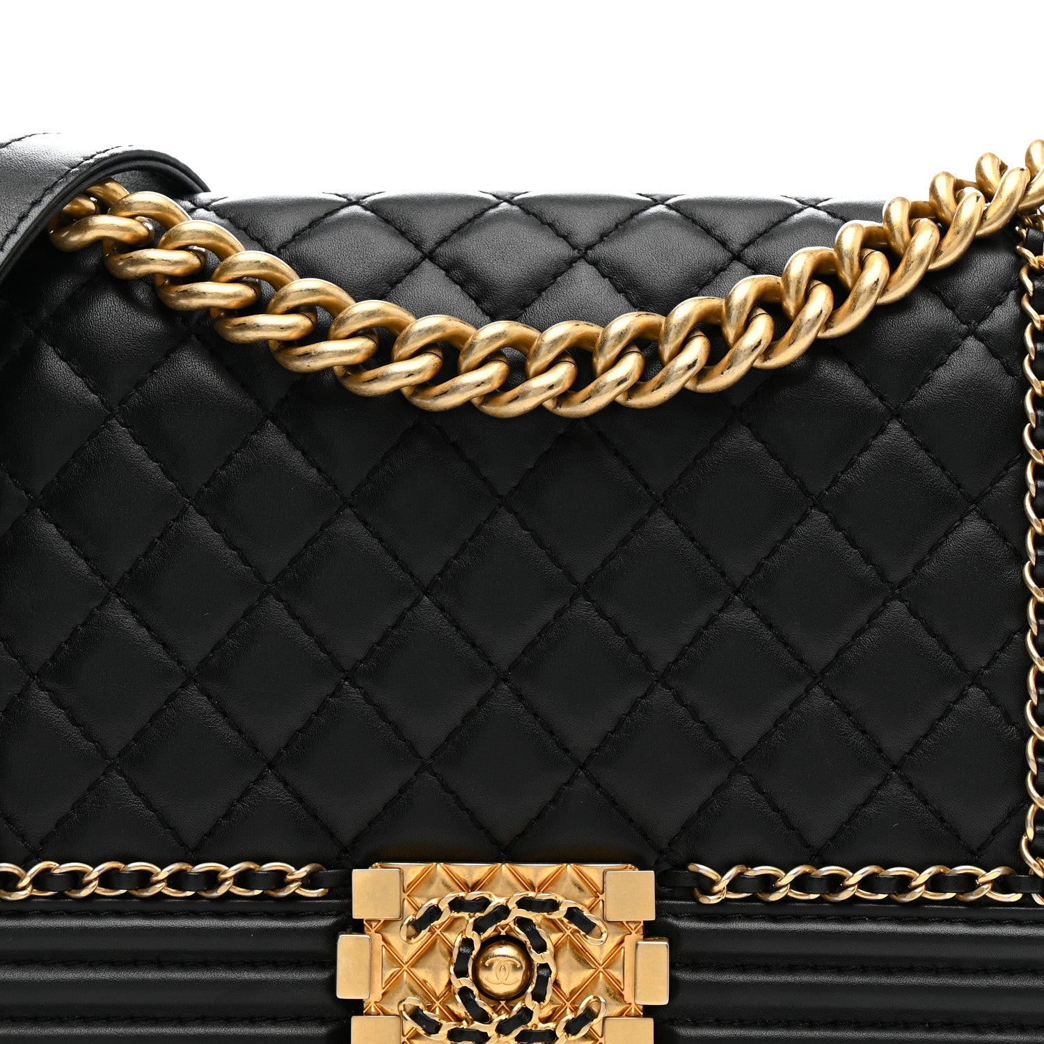 Lambskin Quilted Medium Chain Around Boy Flap Black