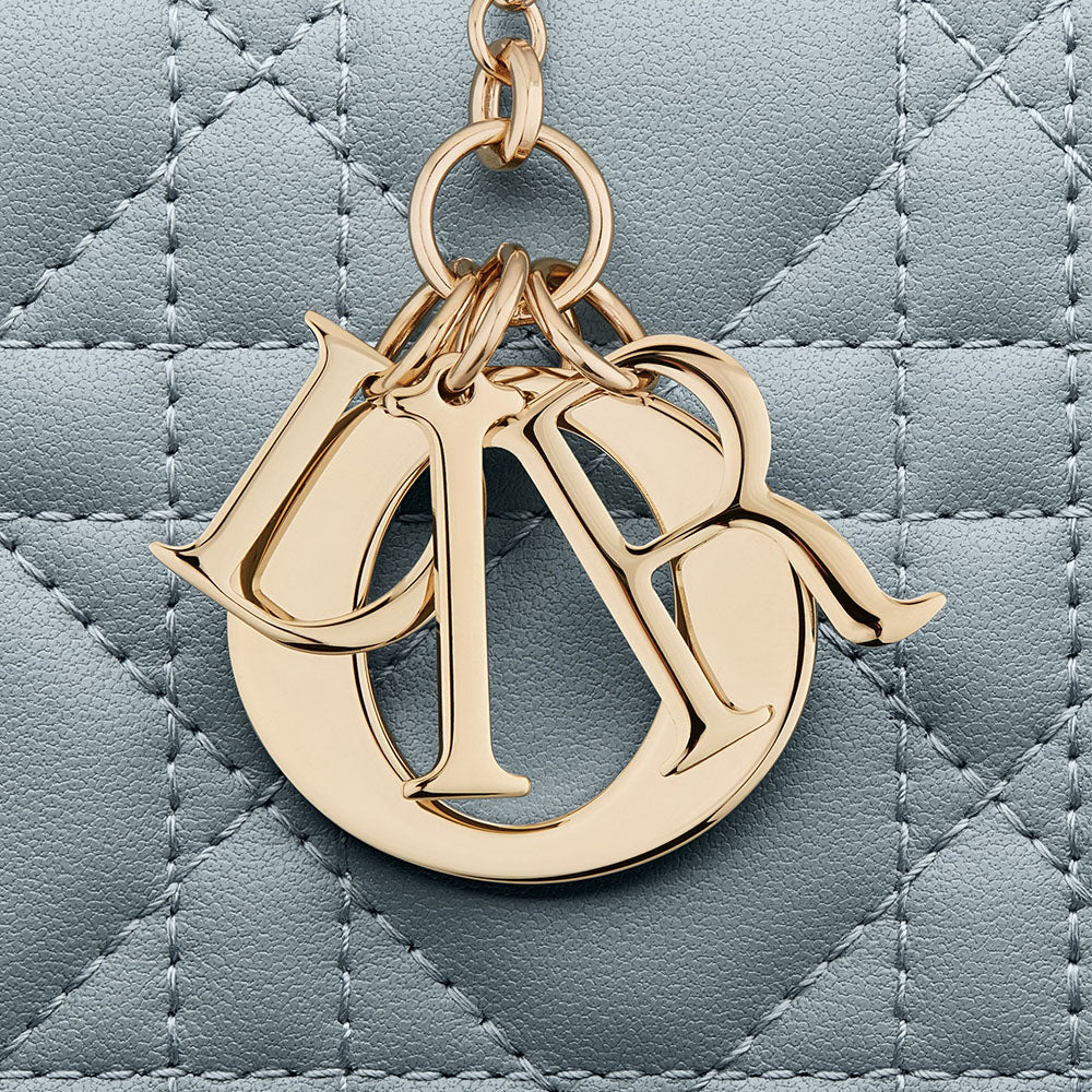 CHRISTIAN DIOR