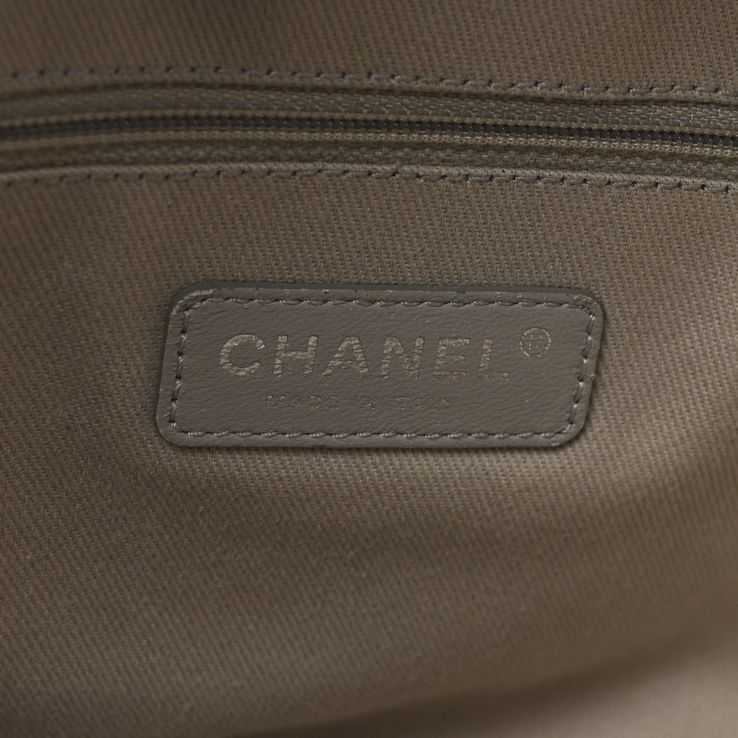 Glazed Calfskin Small Deauville Tote Black