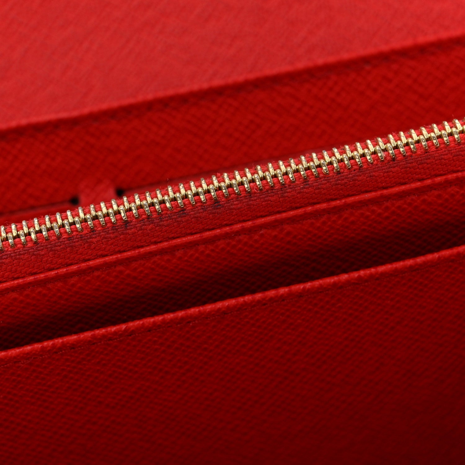 Monogram Sarah Wallet NM Coquelicot