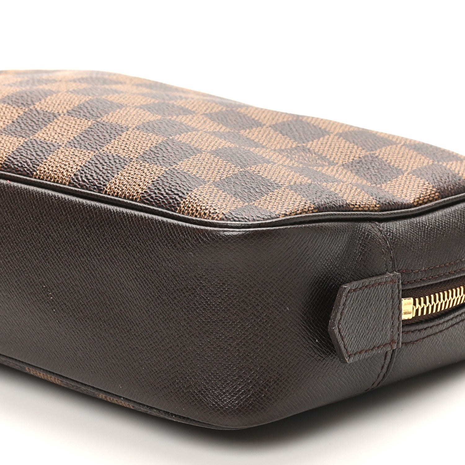 Damier Ebene Trousse Toilette 28
