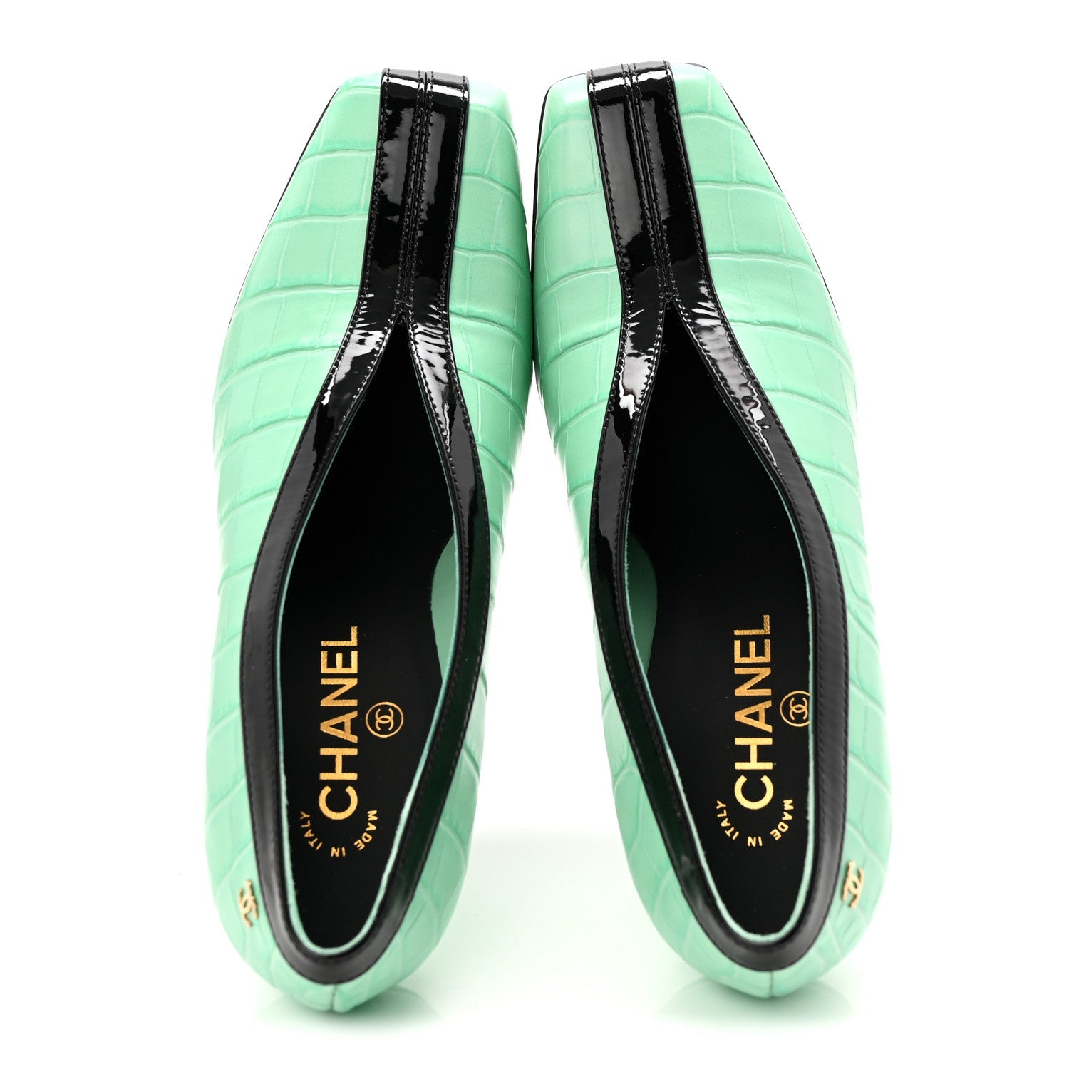 Crocodile Embossed Patent Calfskin Pumps 39 Green Black