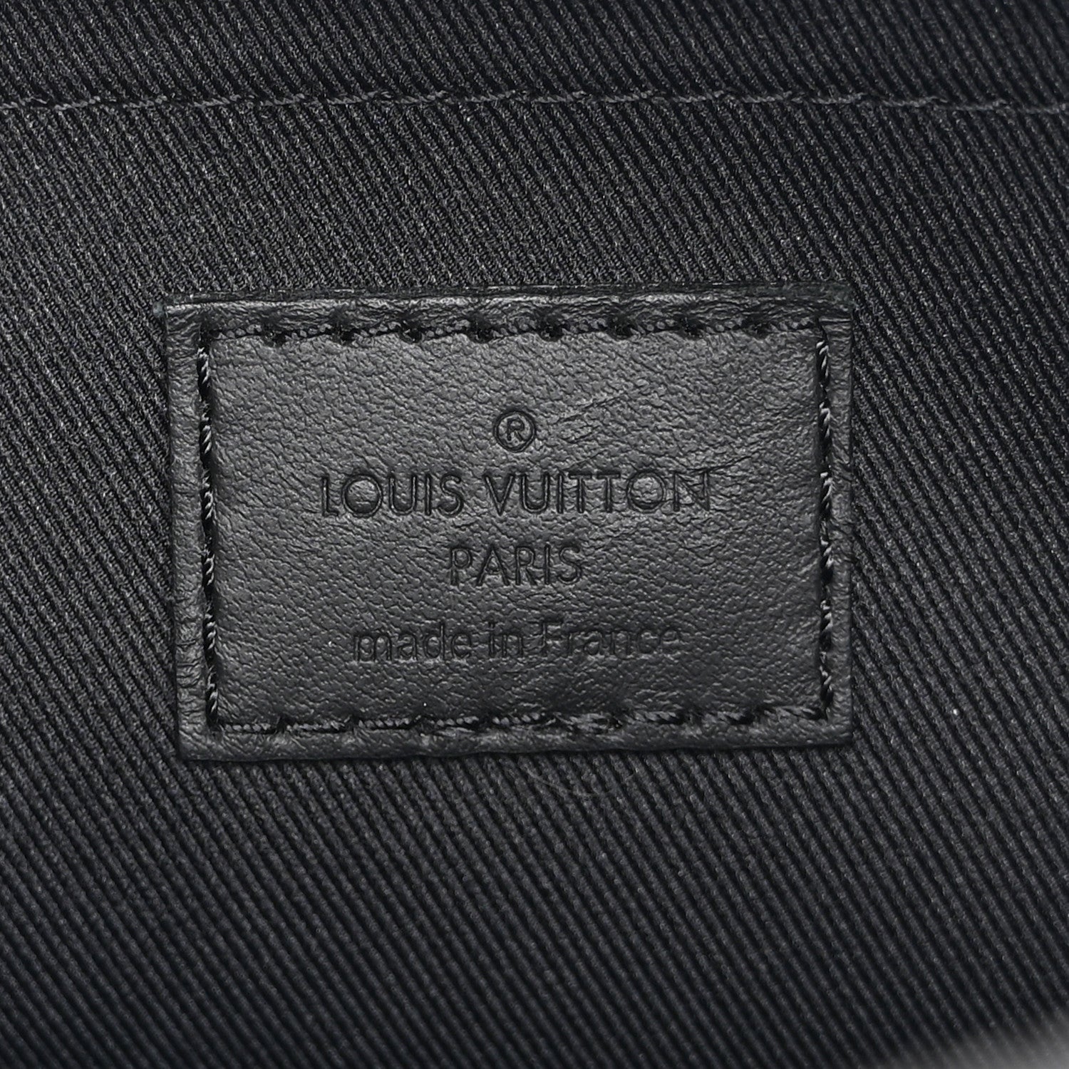 Taurillon Monogram S Lock Messenger Black