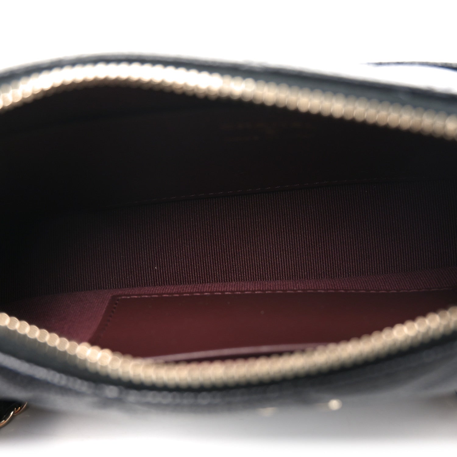 Caviar Quilted Purse With Chain Black