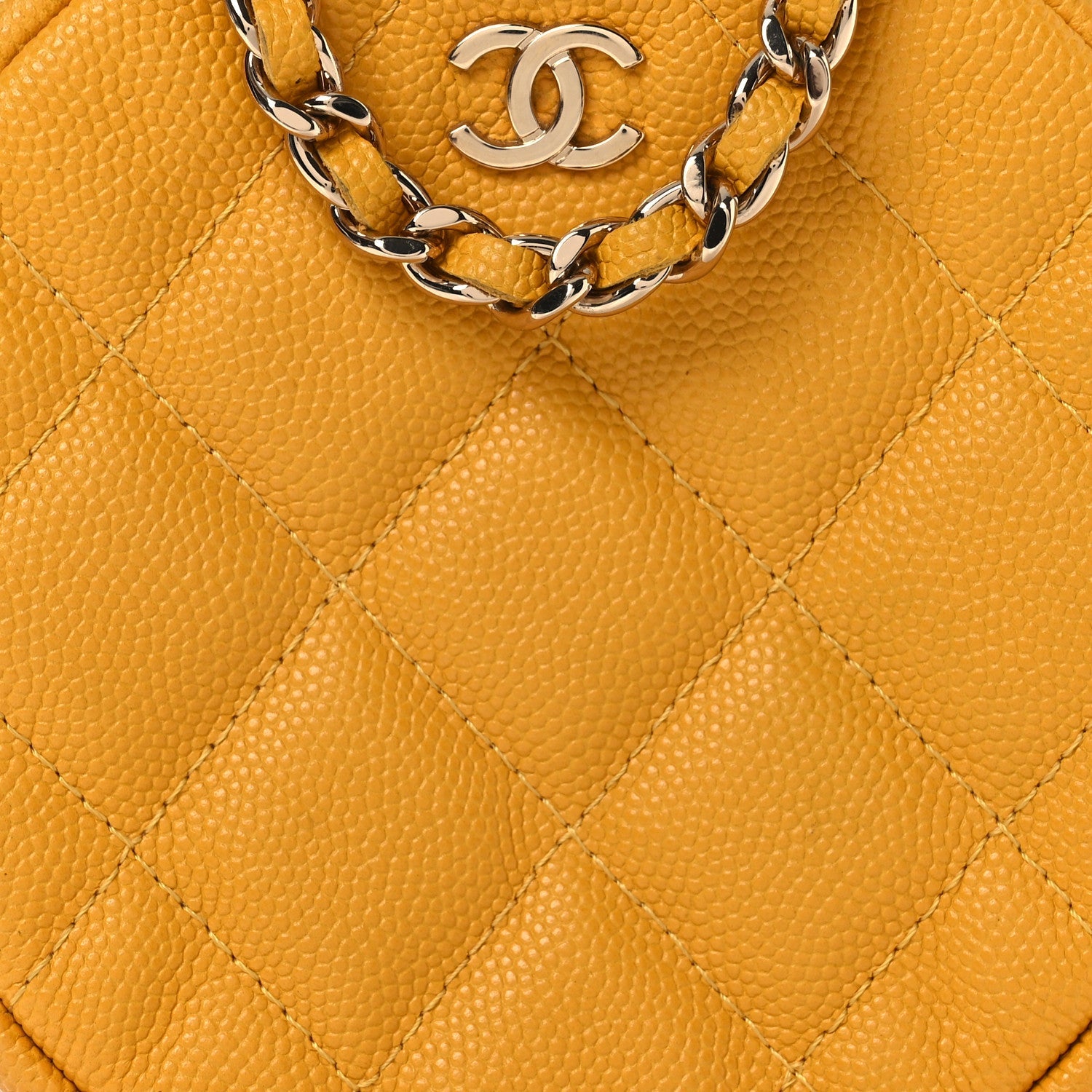 Caviar Quilted Round Clutch With Chain Yellow