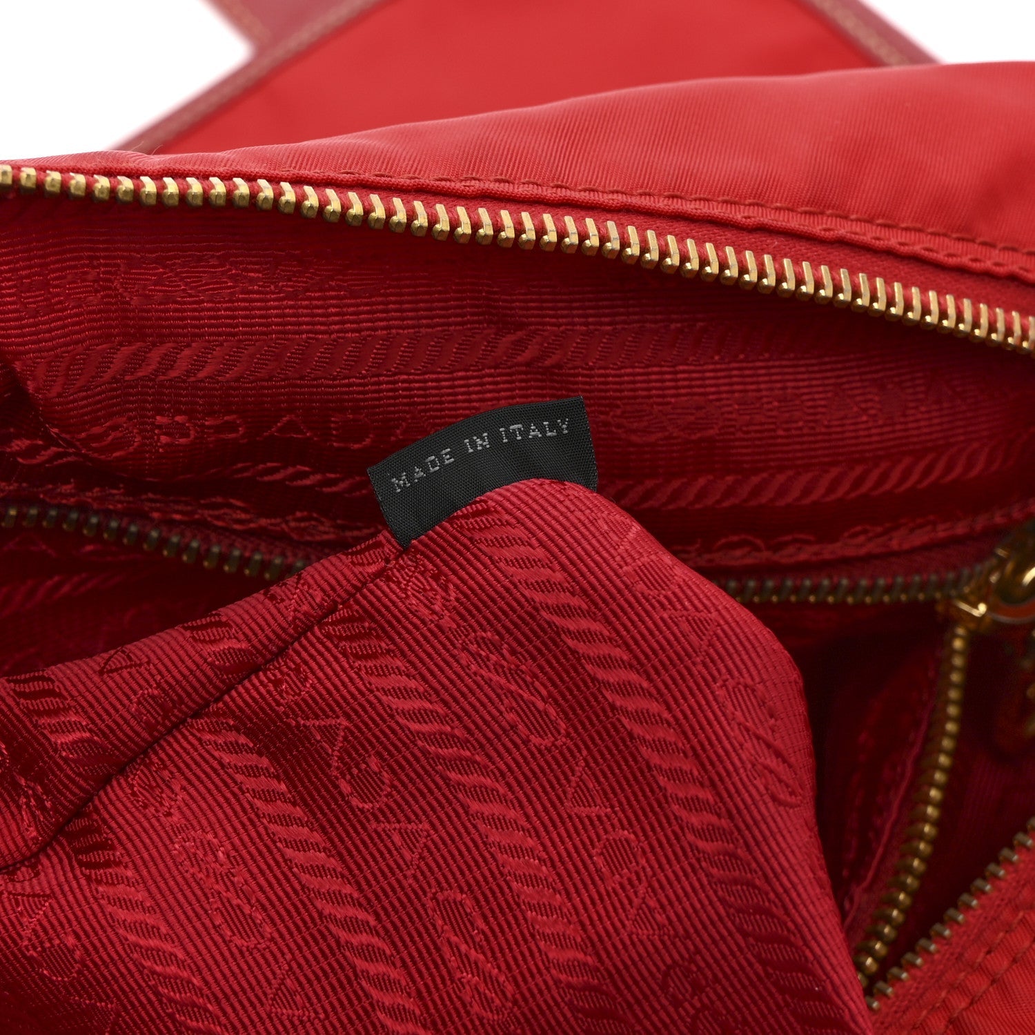 Tessuto Nylon Saffiano Messenger Bag Red