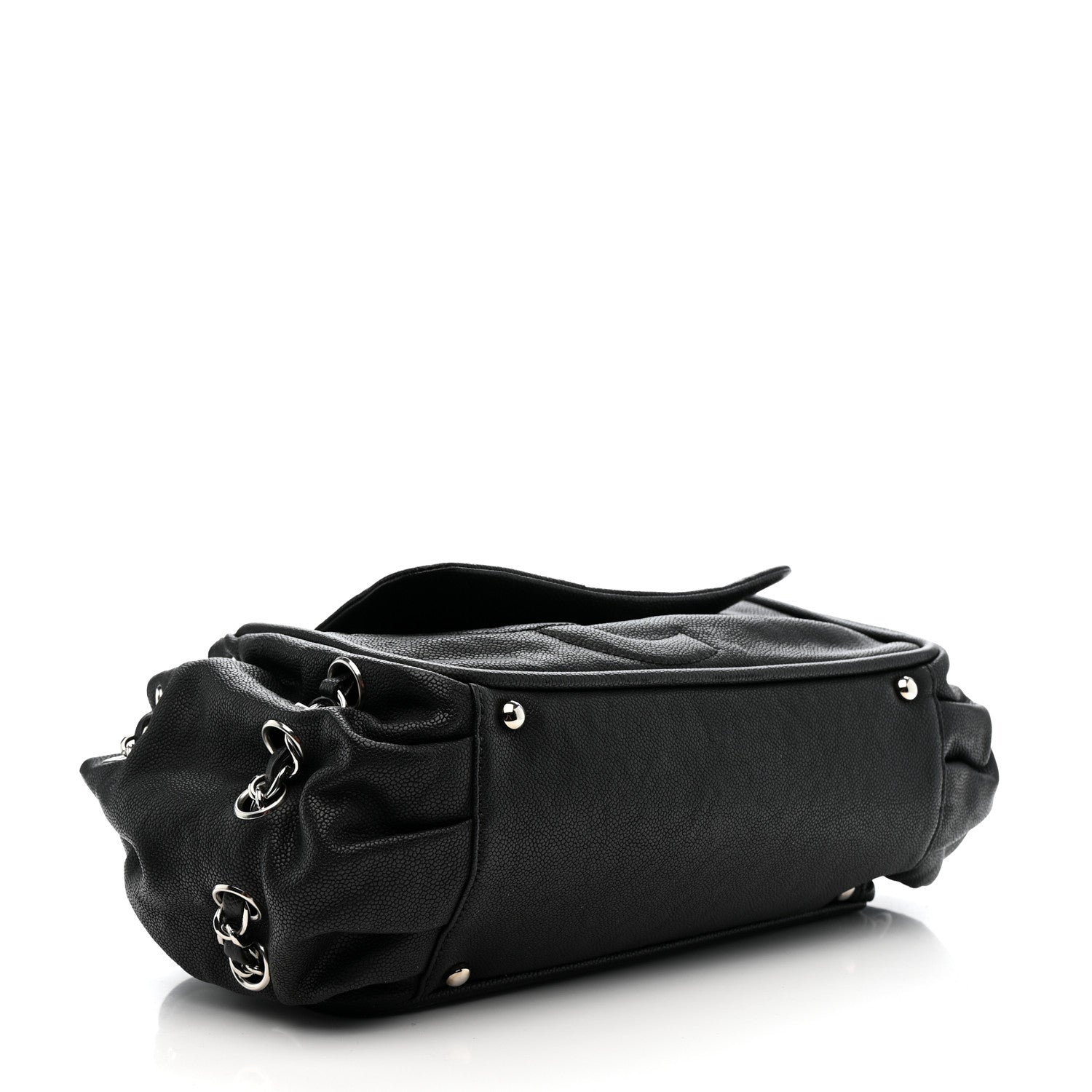 Caviar Diagonal Ligne Flap Black