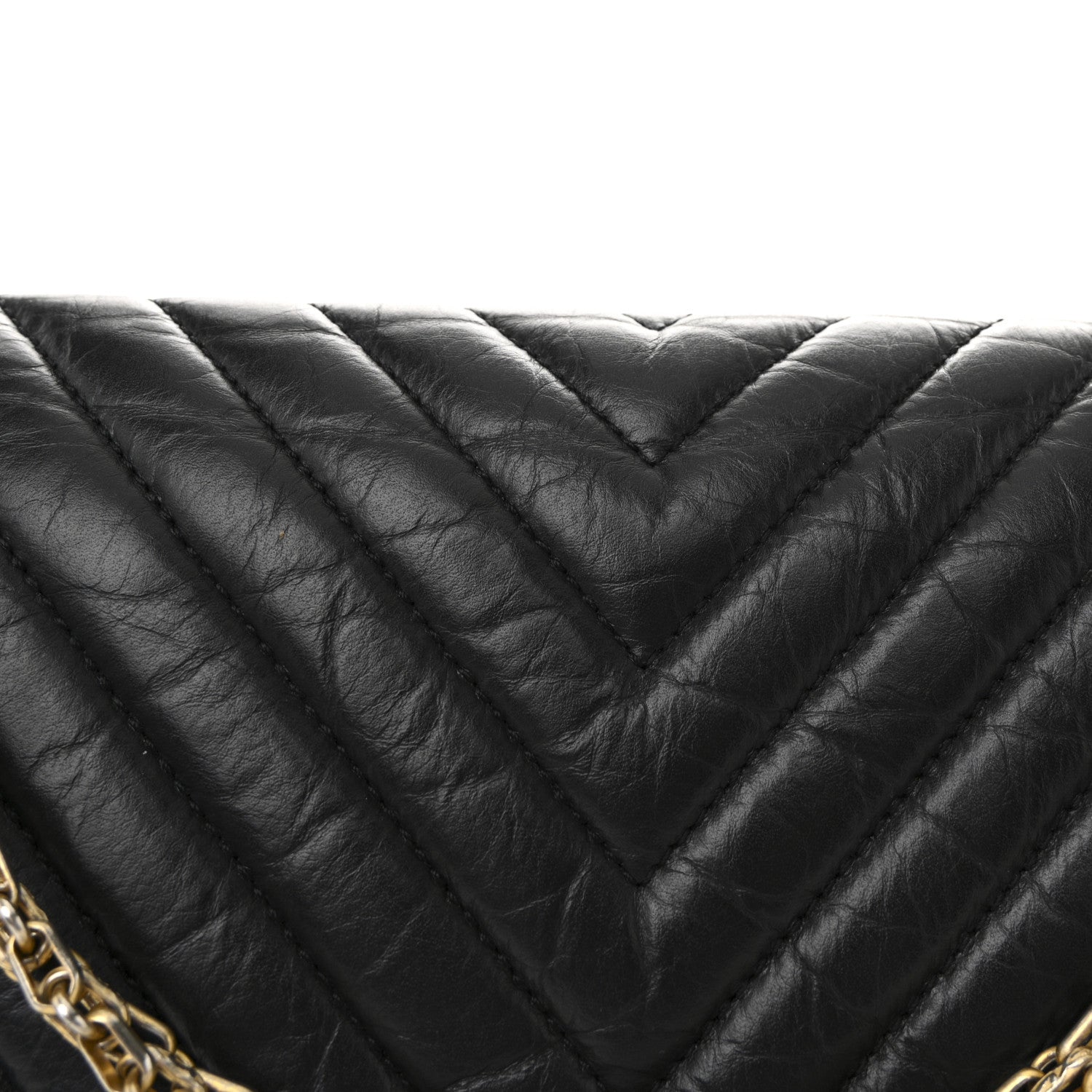 Aged Calfskin Chevron Quilted 2.55 Reissue 226 Flap Black