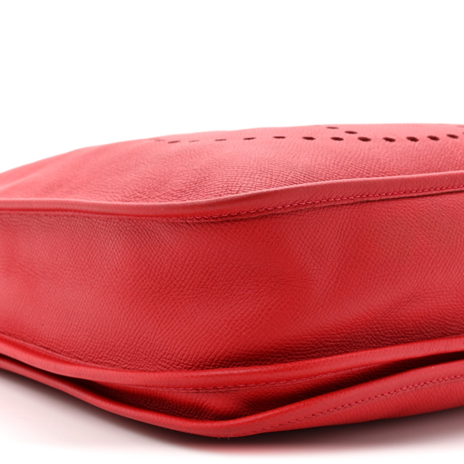 Epsom Evelyne III PM Rouge Casaque