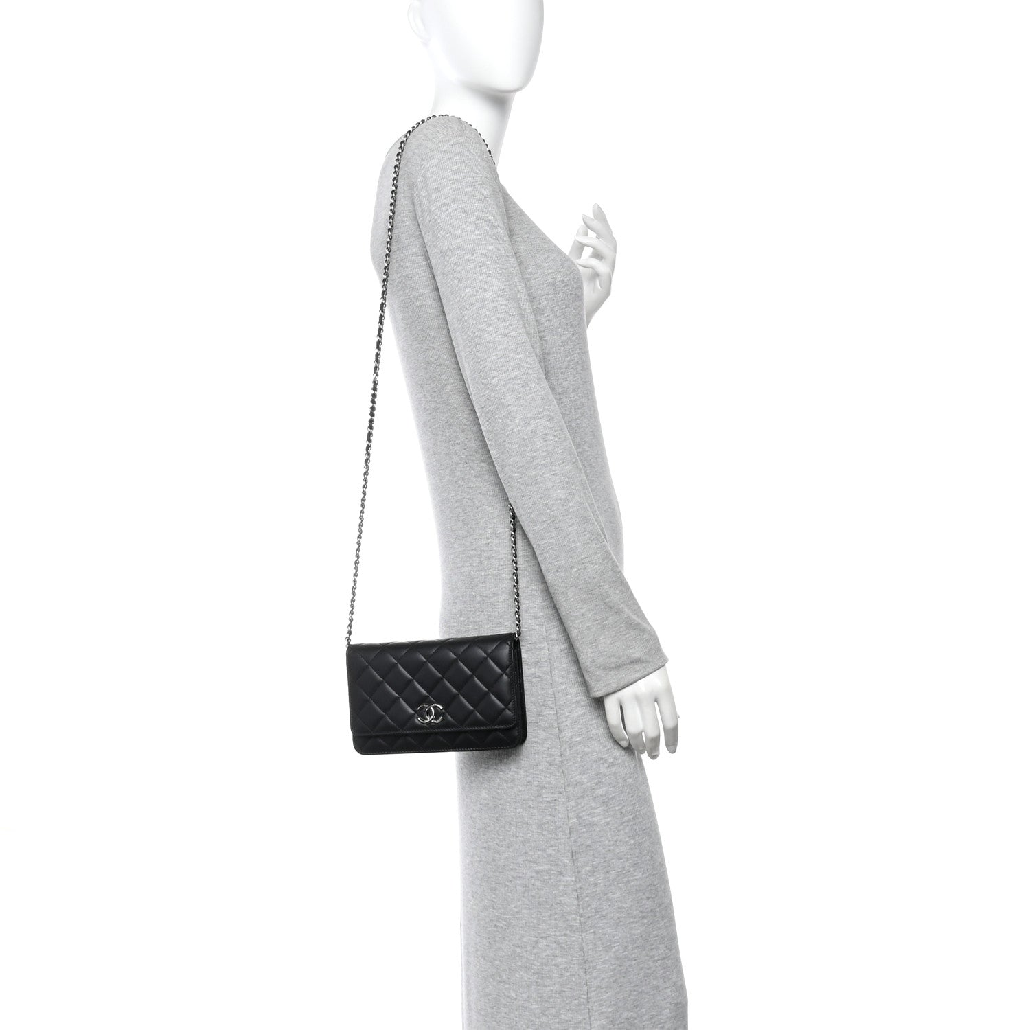 Lambskin Quilted Enamel CC Wallet on Chain WOC Black