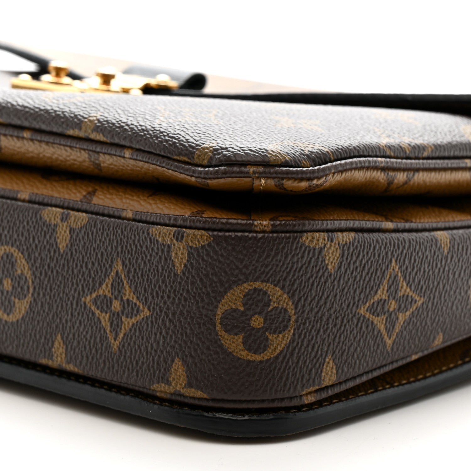 Reverse Monogram Pochette Metis